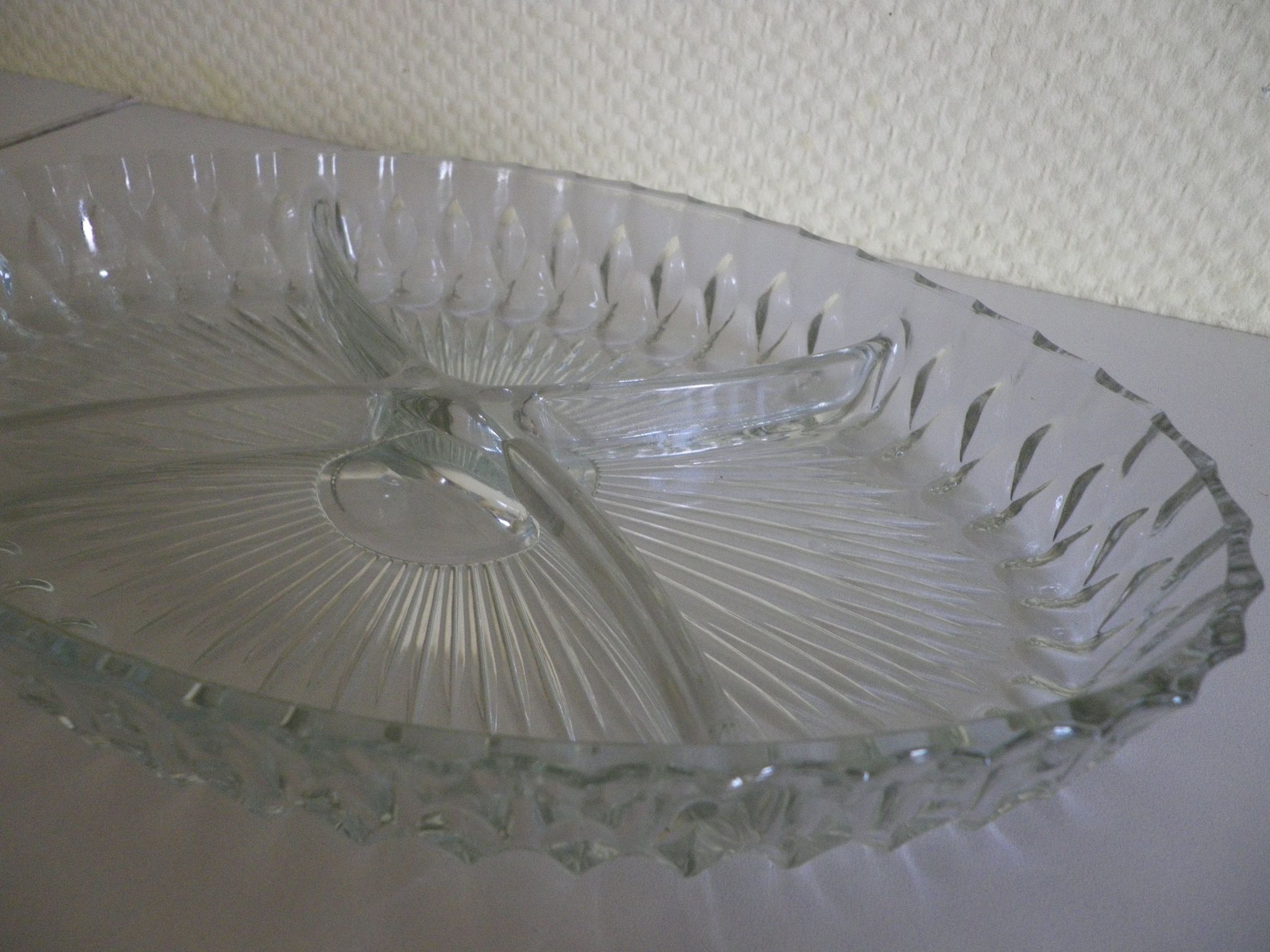 Vintage serving dish with aperitif, appetizers with its 2 serving accessories, original box