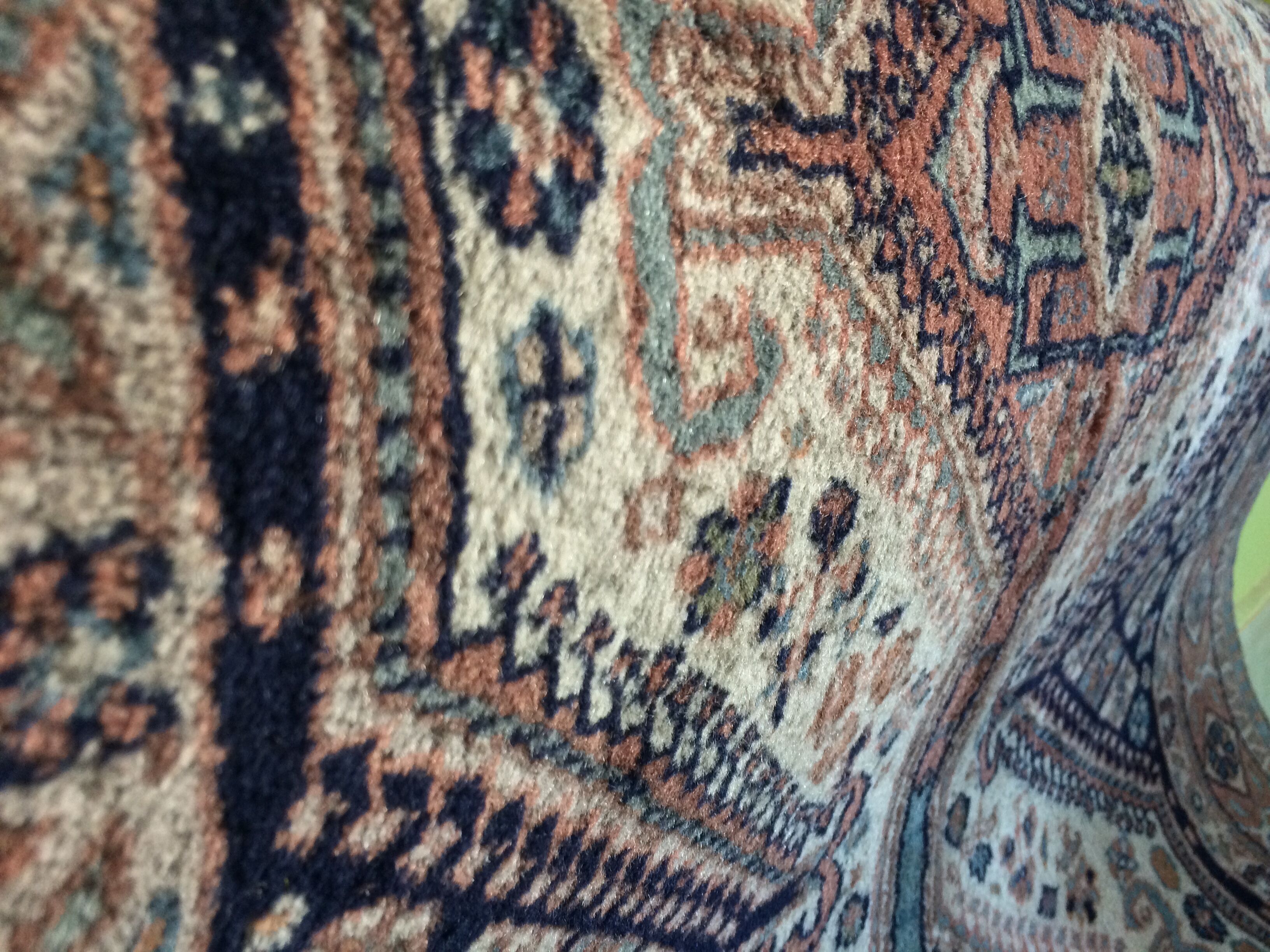 Vintage Hand knotted Rug 100% wool