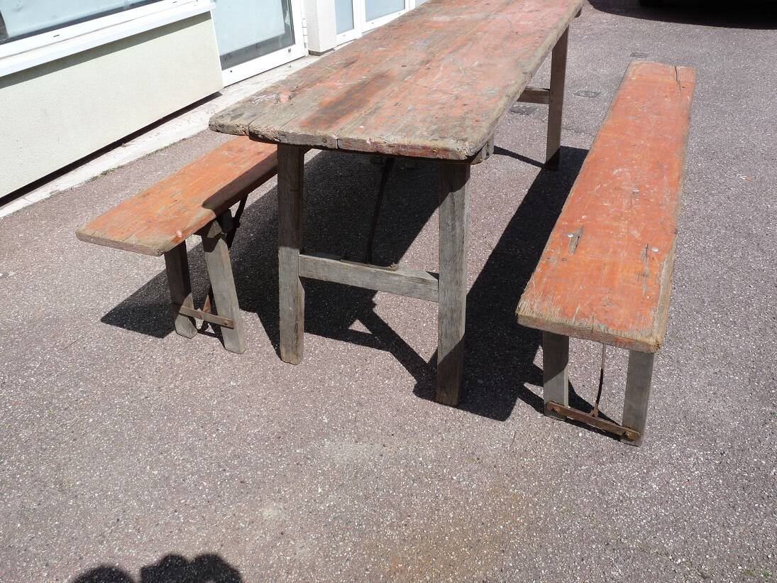 Table + 2 brewery benches - old brewery L.F. Haag Ingwiller prey