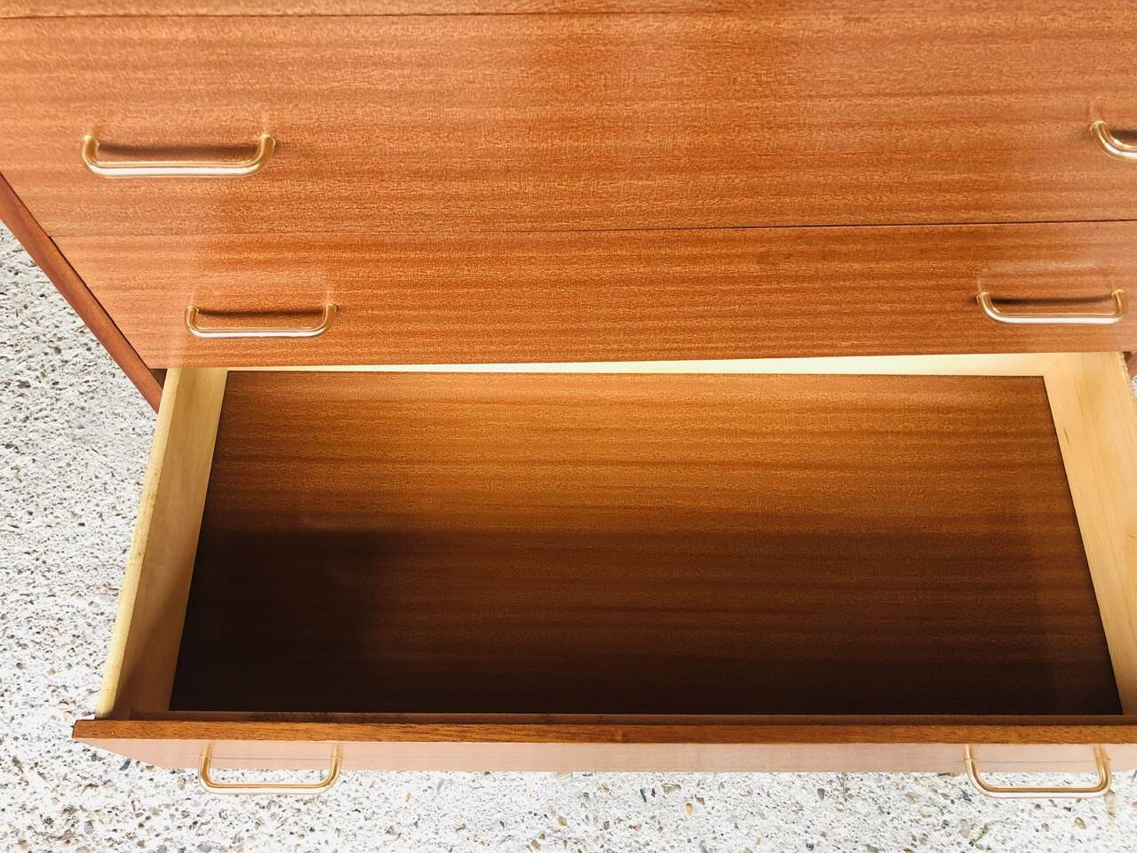 Vintage 4-drawer chest of drawers, Circa 60s