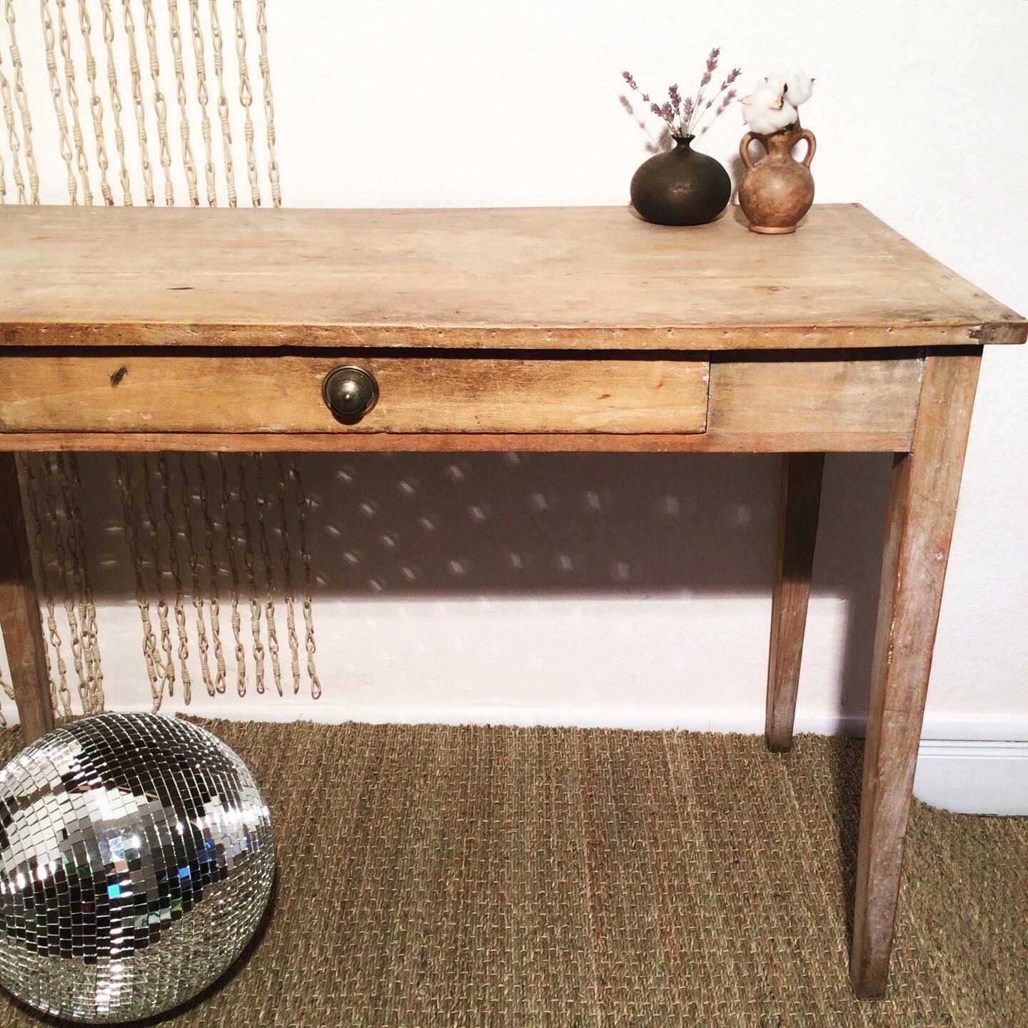 Farmhouse table 110x51cm