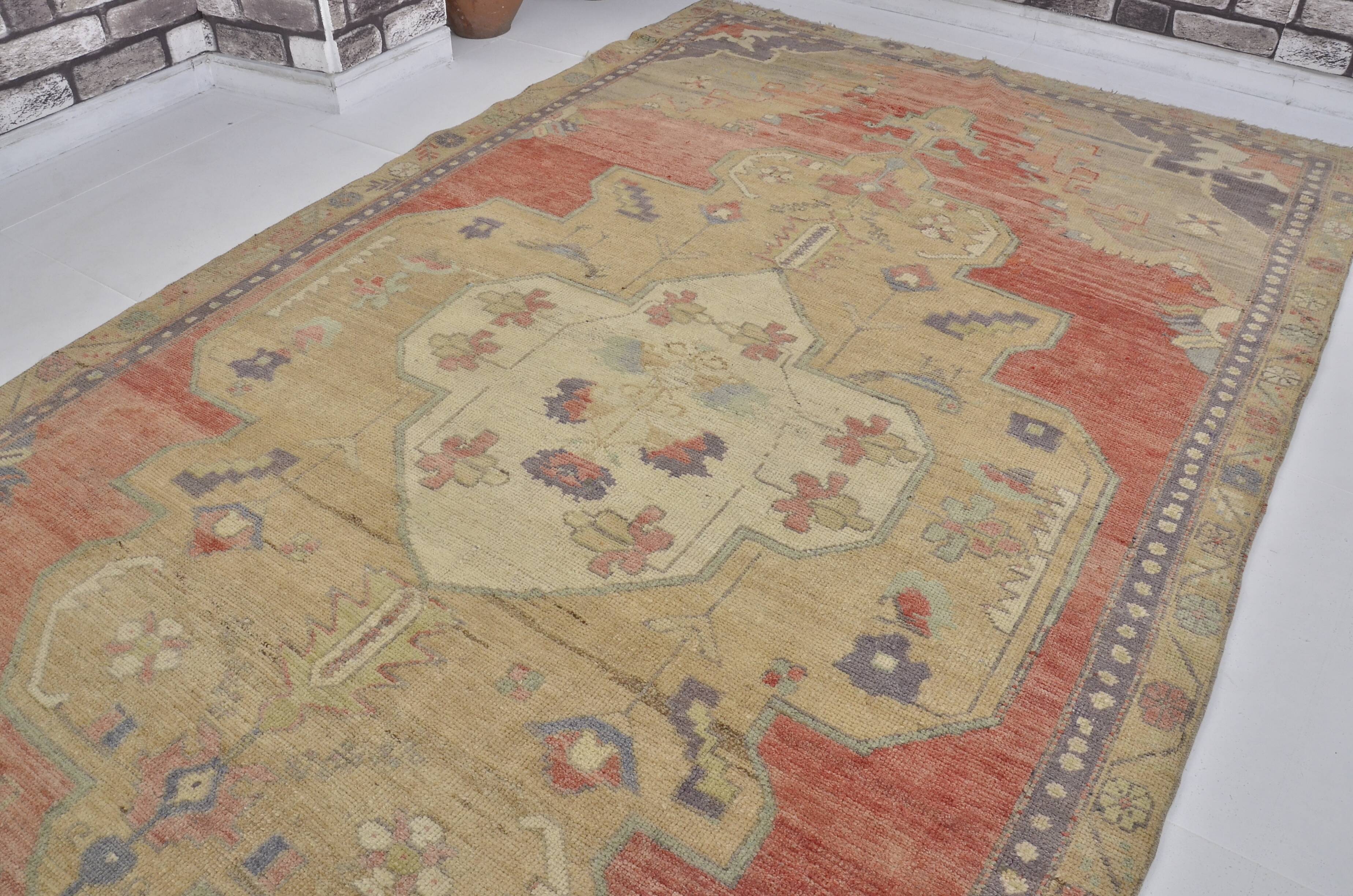 Decorative Handwoven Vintage Wool Rug sku1467