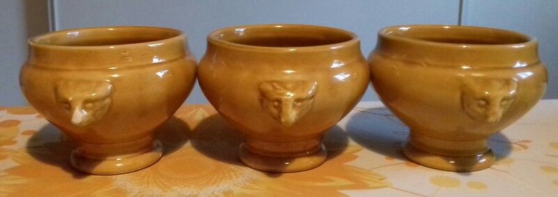3 onion soup bowls