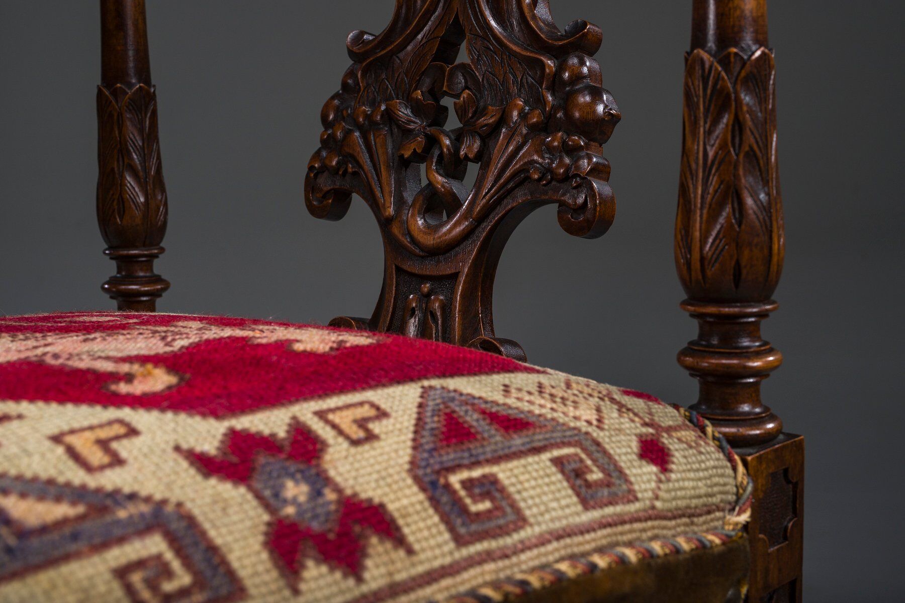 19th century Italian Renaissance style carved walnut corner chairs, set of 2