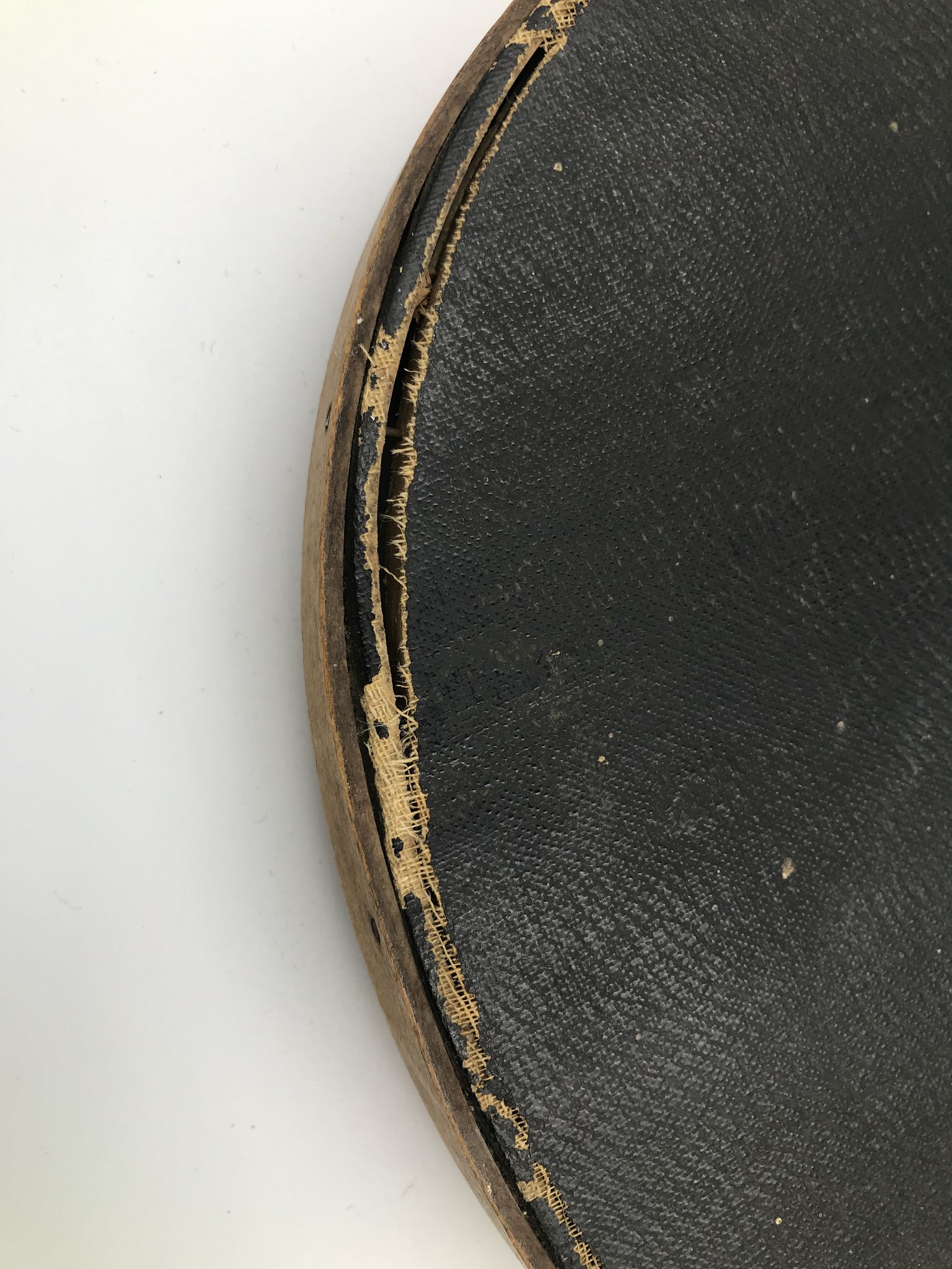 Vintage vintage wooden hat box 1850