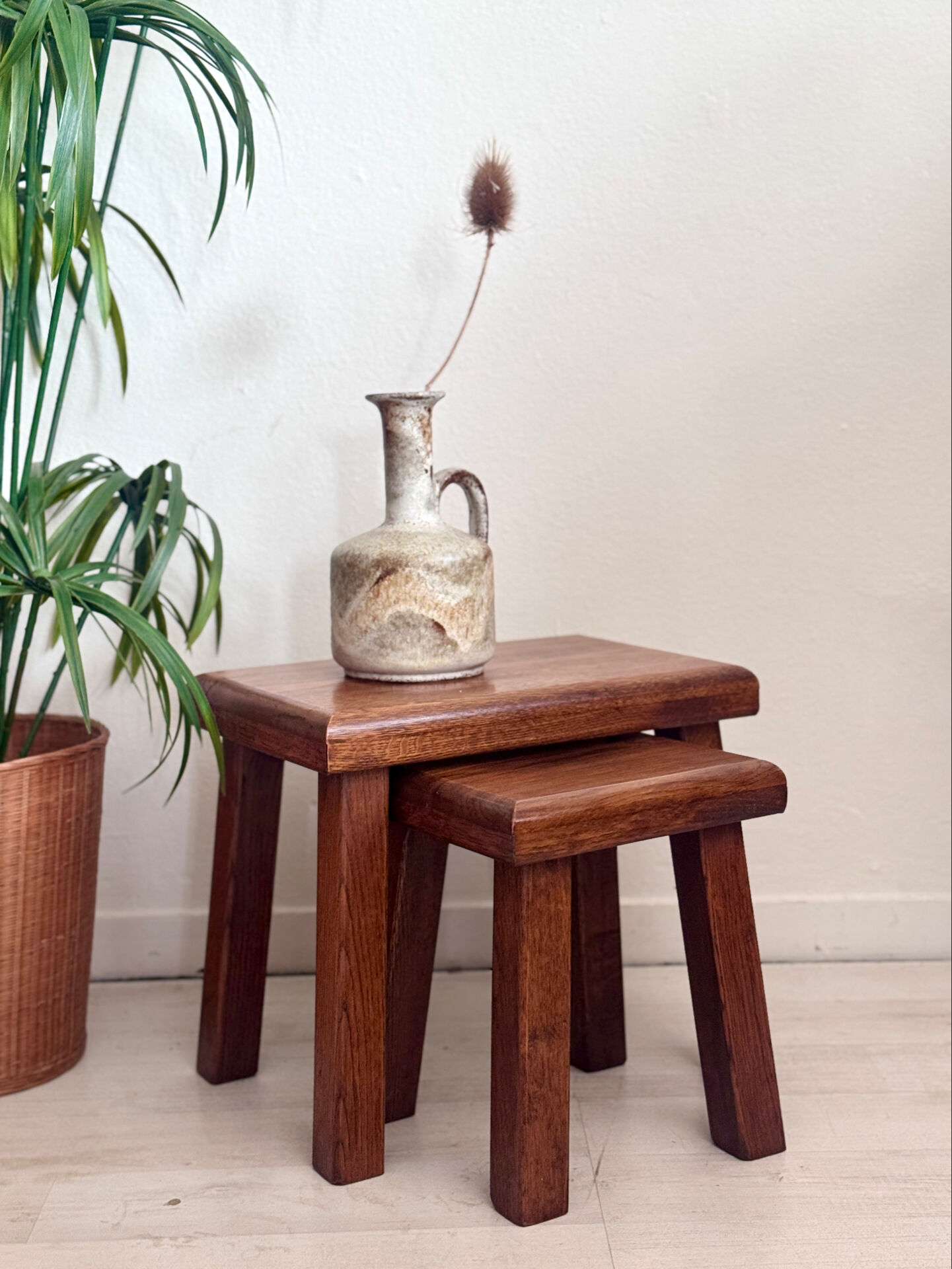 Vintage brutalist eiken nesting tables 1970’s