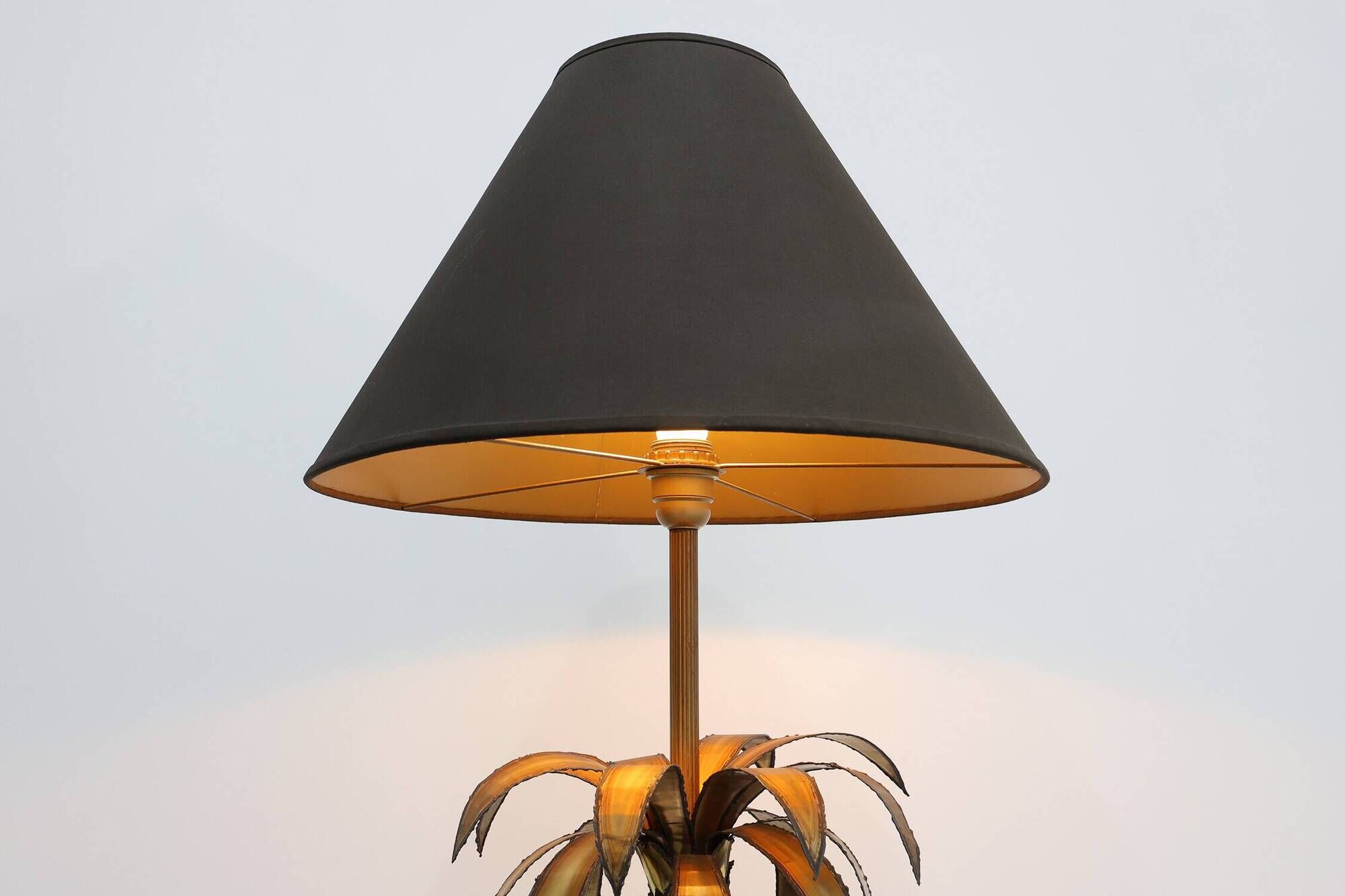 Hollywood Regency brass palm tree table lamp with black shade, France, 1970