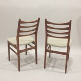 Pair of scandinavian chairs with loop fabric