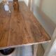 Ancienne table de ferme rénovée