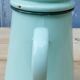 Cafetière émaillée verte d'eau