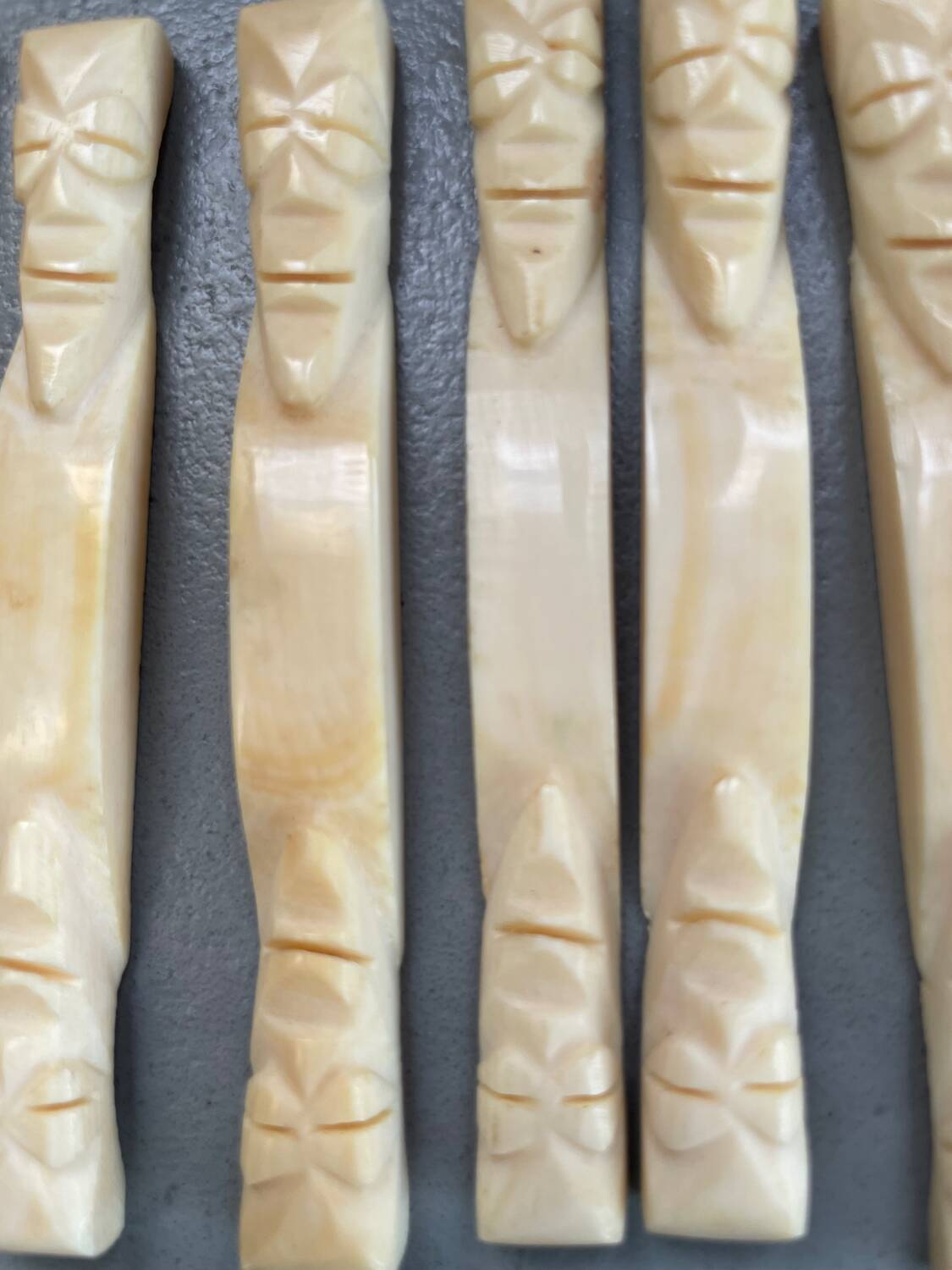 12 carved knife rests Africanist TRIBAL ART period A