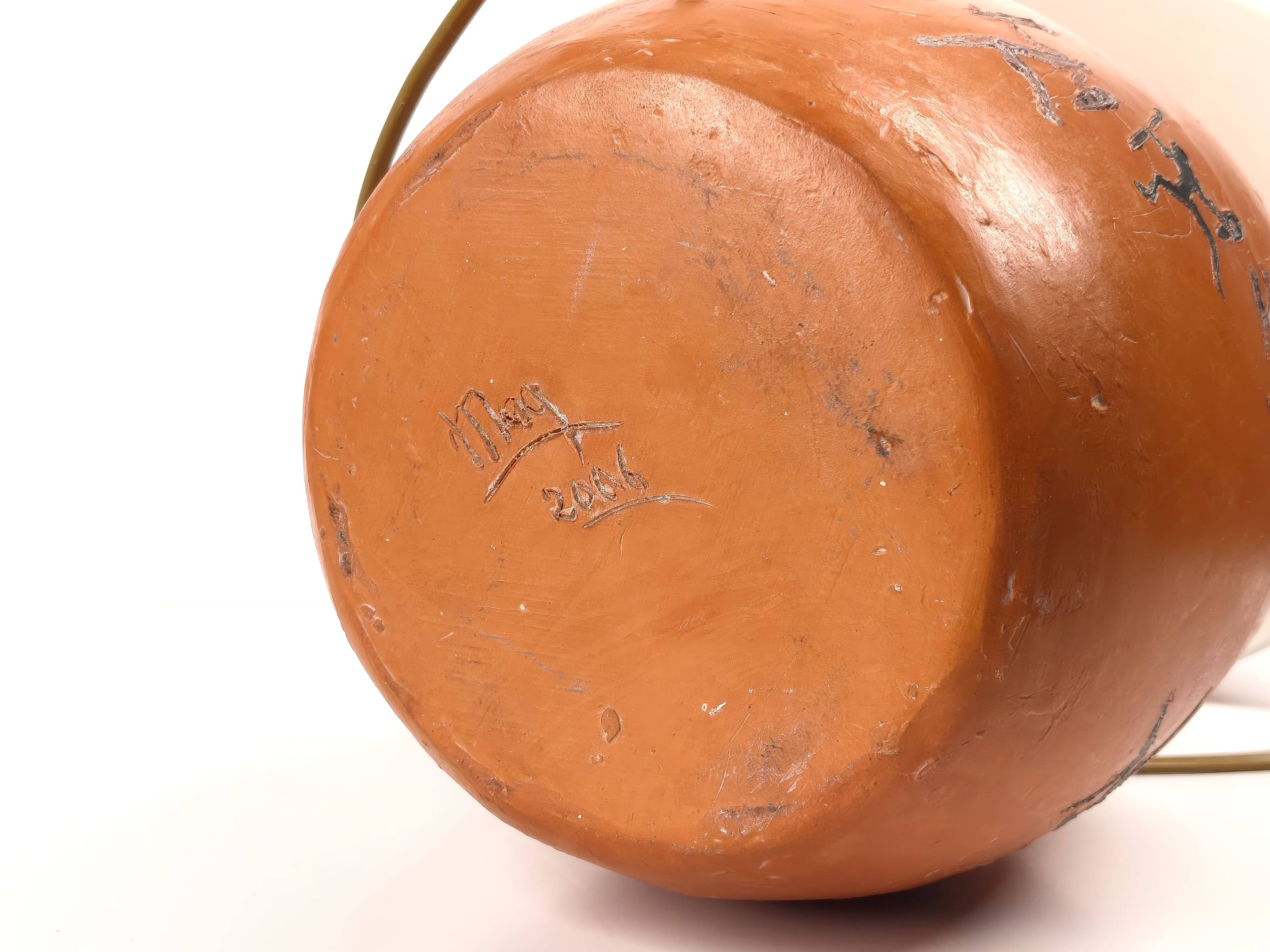 Vintage textured ceramic table lamp