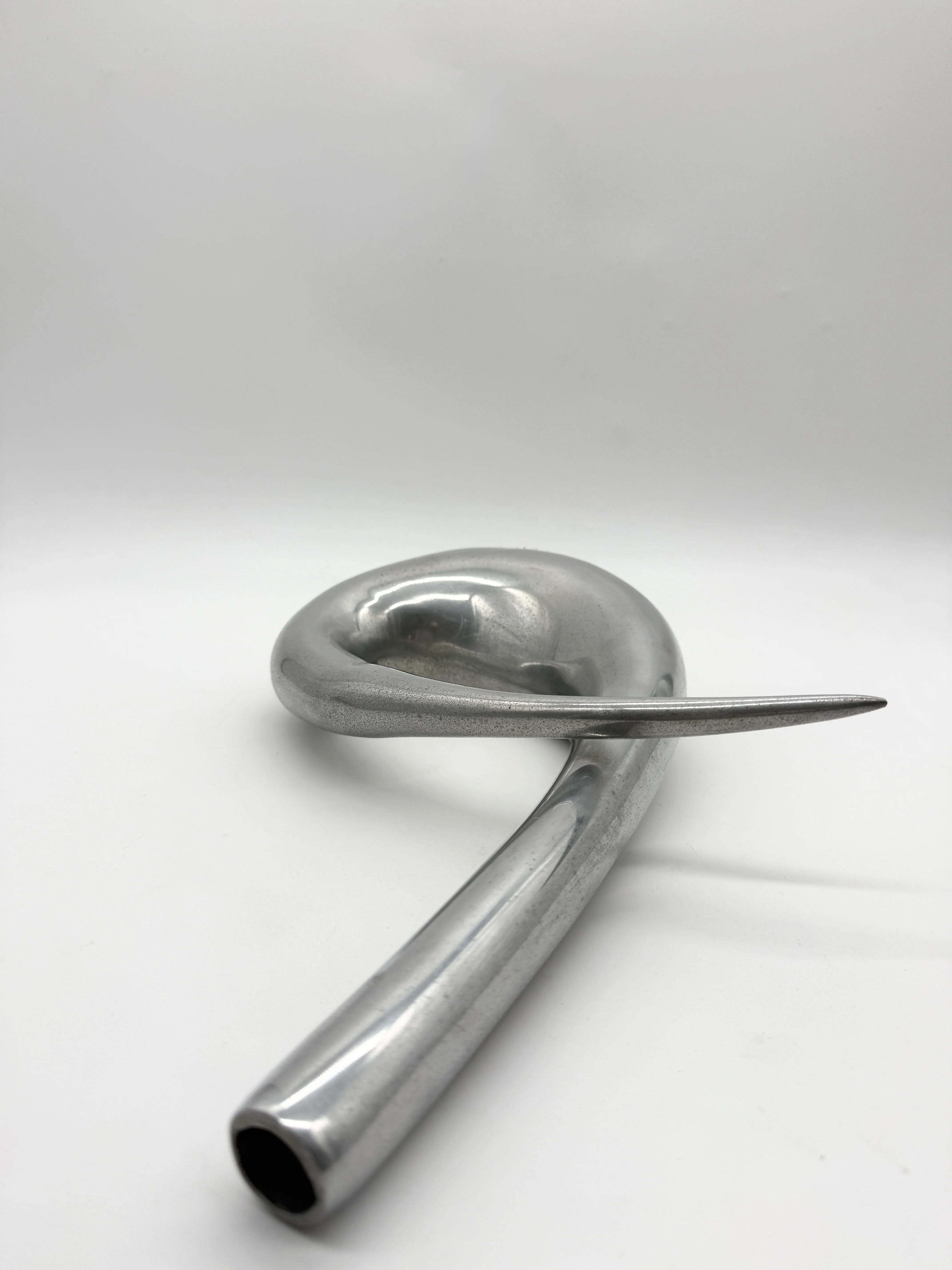 Vase zoomorphe en fonte d’aluminium, 1970s