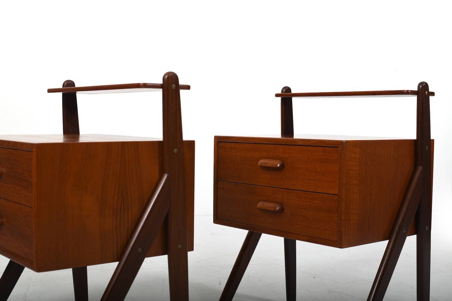 Pair of Teak Nightstands by Sigfred Omann for Ølholm 1960s