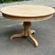 Table à manger ronde extensible rénovée pied central tripode bois 115-205cm