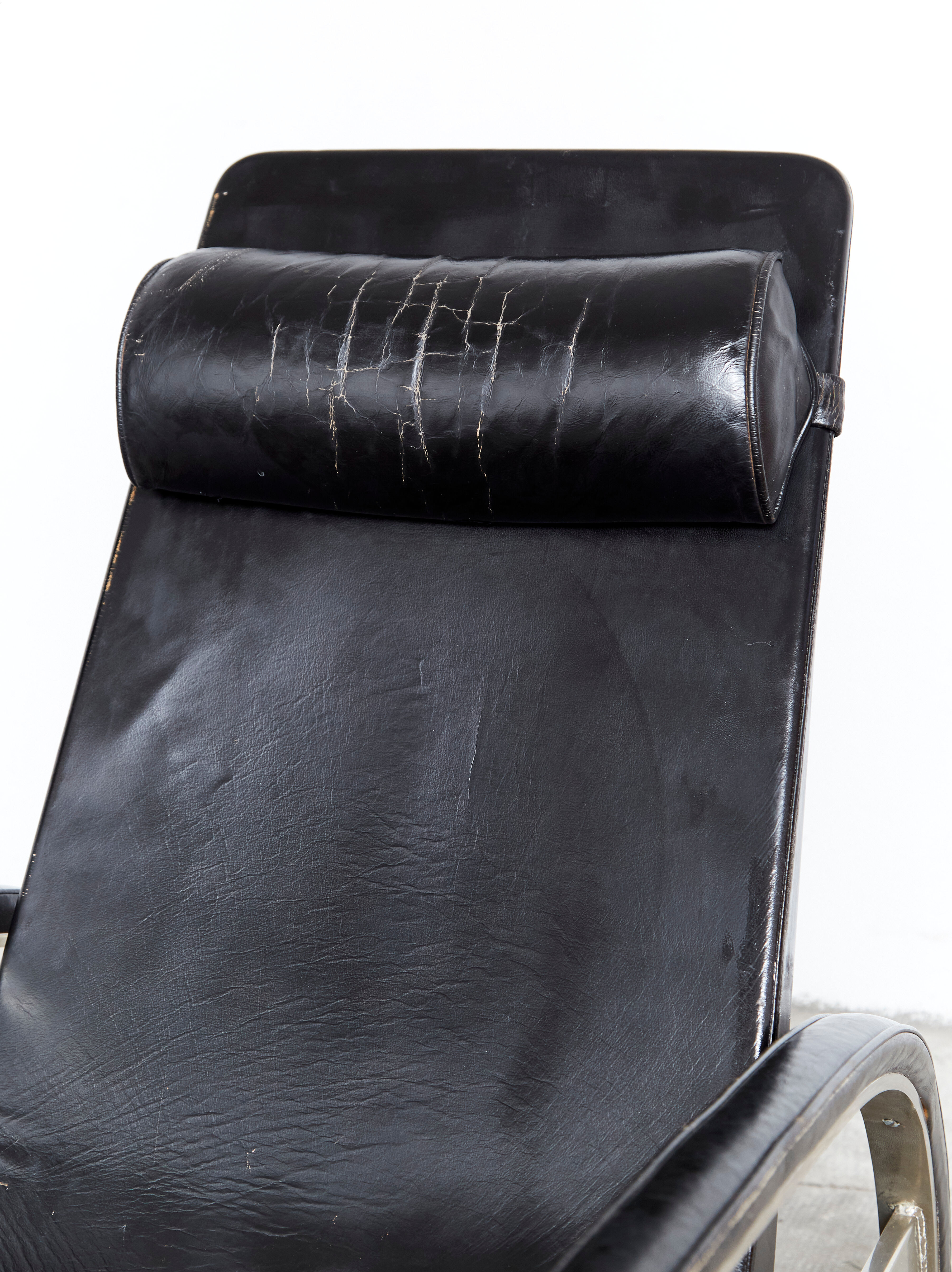 Jean Prouvé lounge chair D80 "Grand Repos" for Tecta