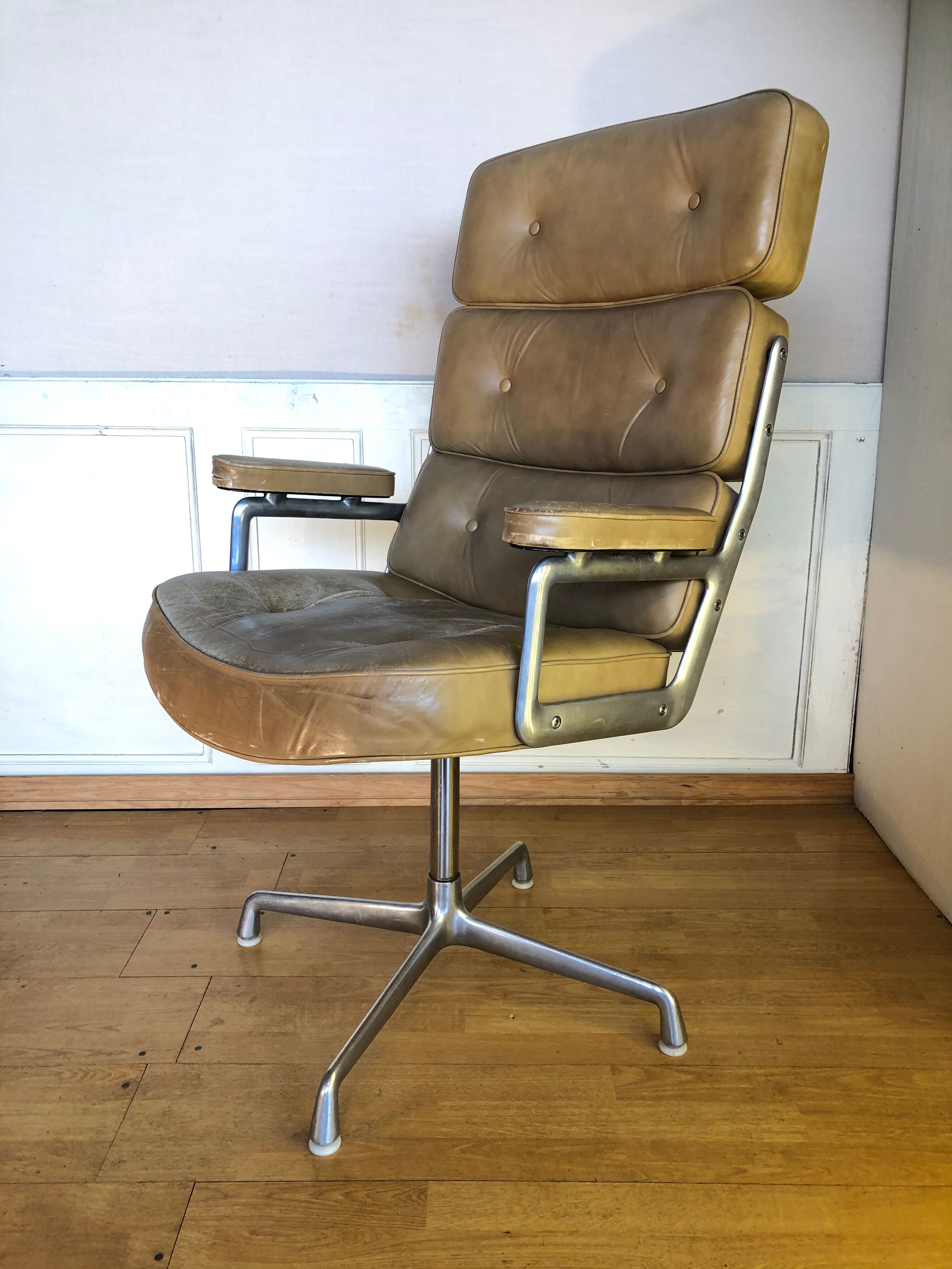 Armchair Lobby hightback eames Herman miller