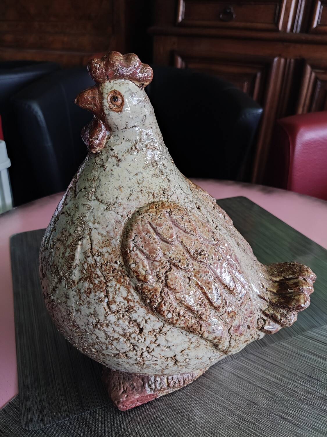 Athezza ceramic hen