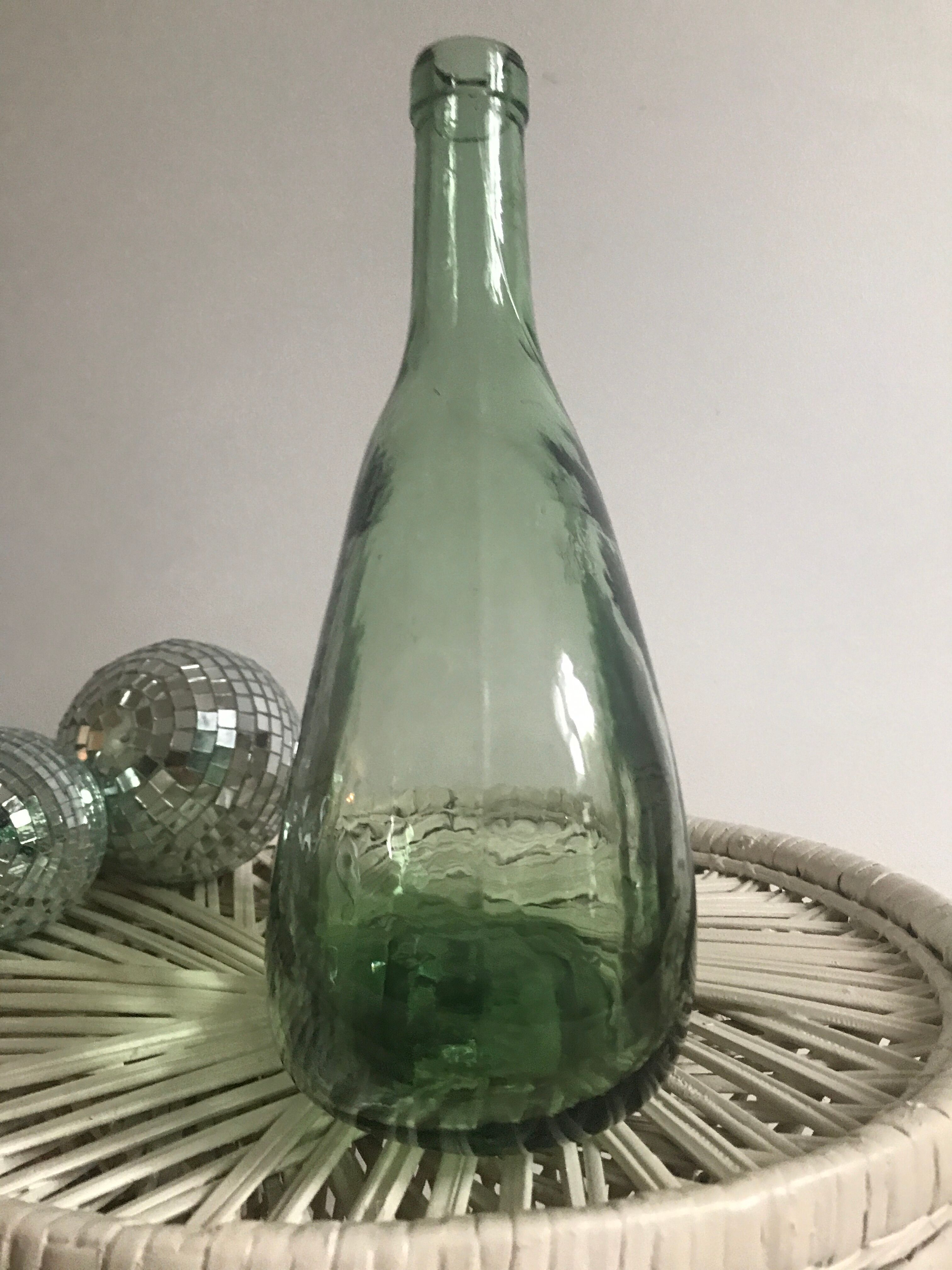 Glass bottle lady jeanne green flat 2 liters