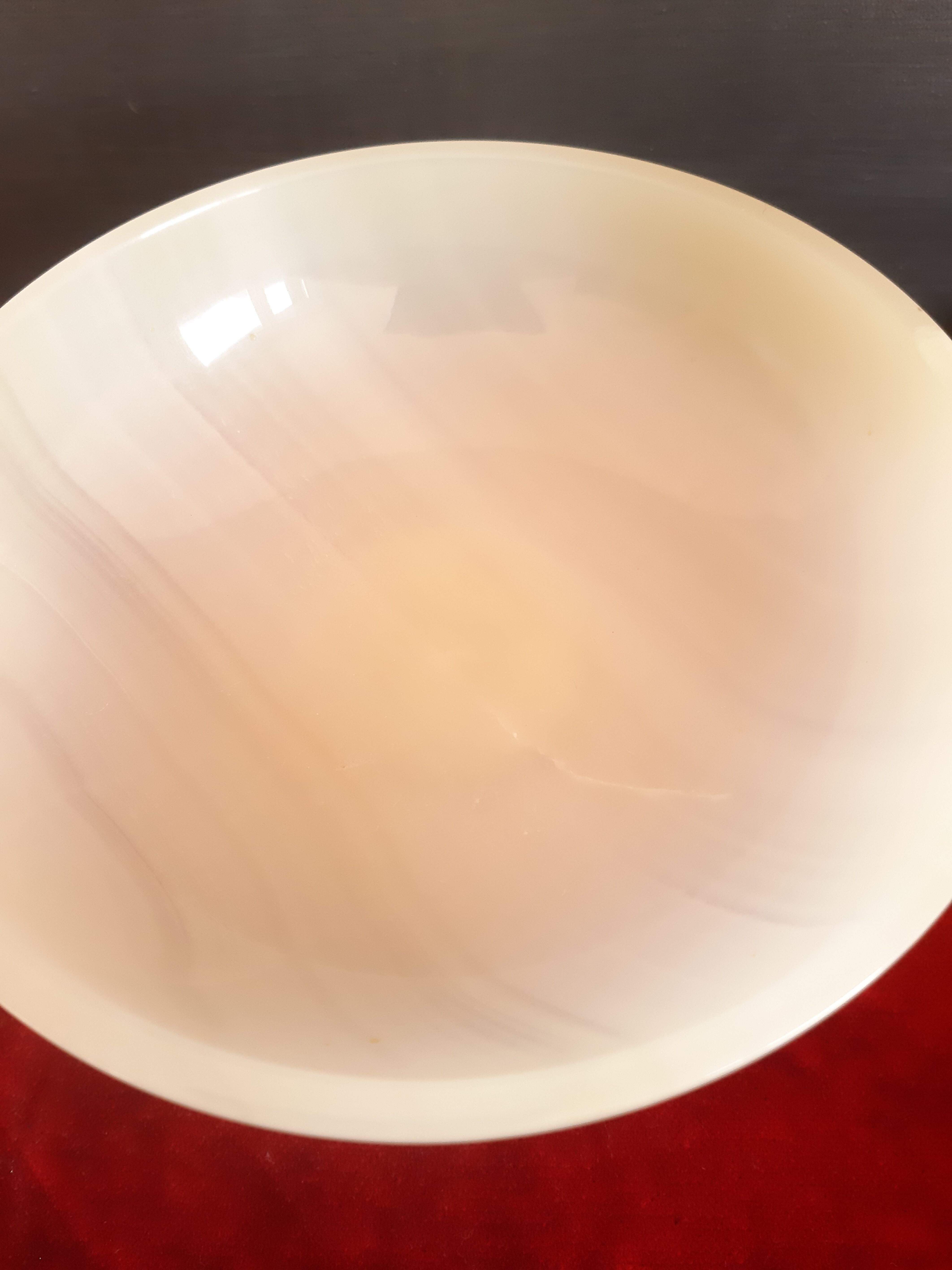 Alabaster cup and 3 eggs