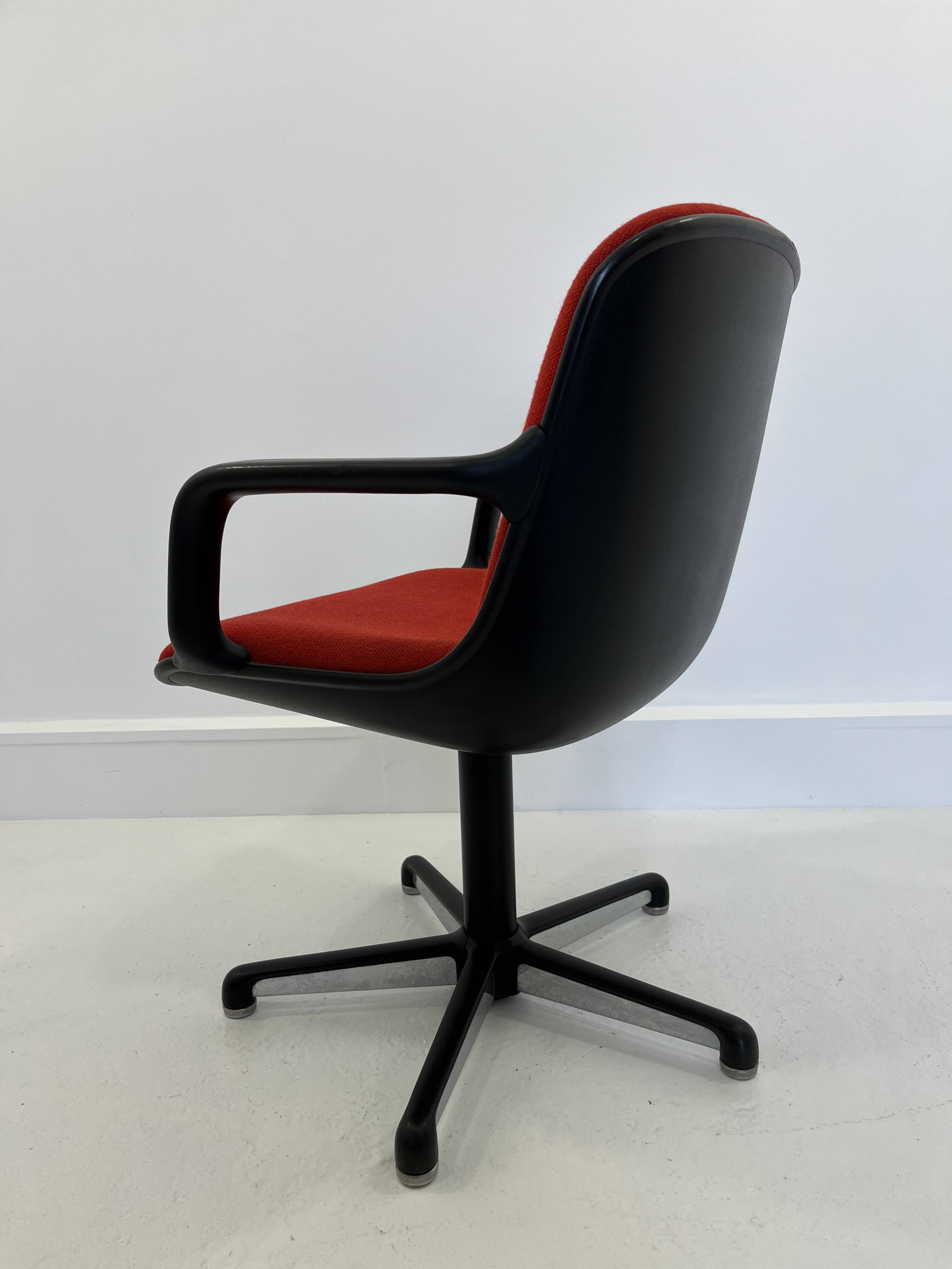 Swivel Desk Armchair Comforto, 1970s