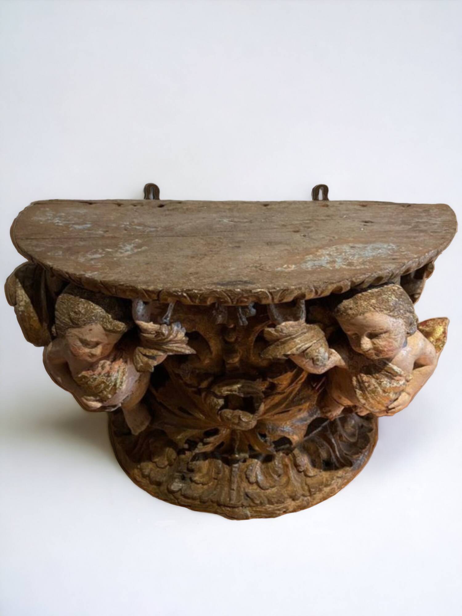 Baroque carved wooden pedestal or corbel, 17th/18th century