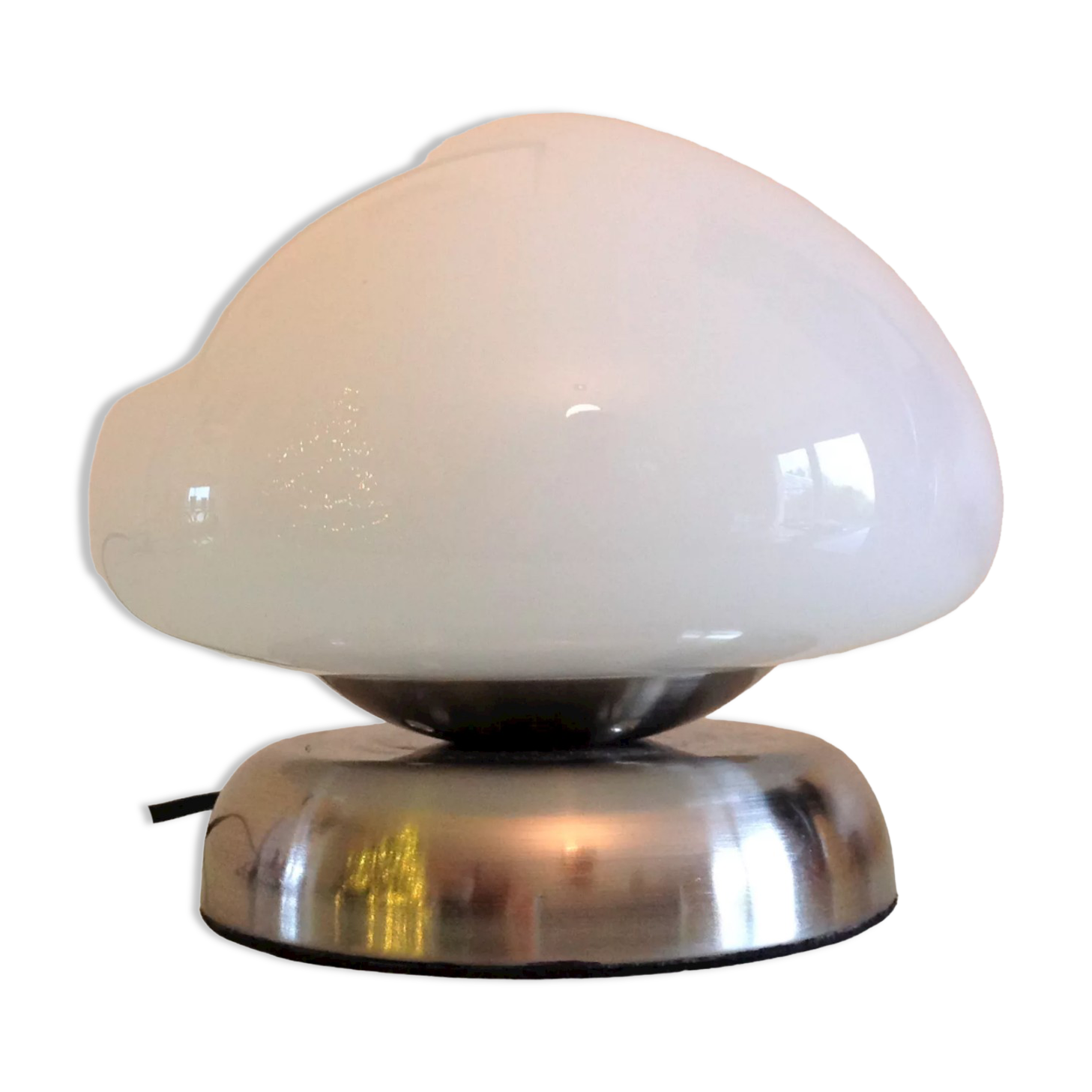 Bedside lamp in white opaline and chromed metal, 70s-80s