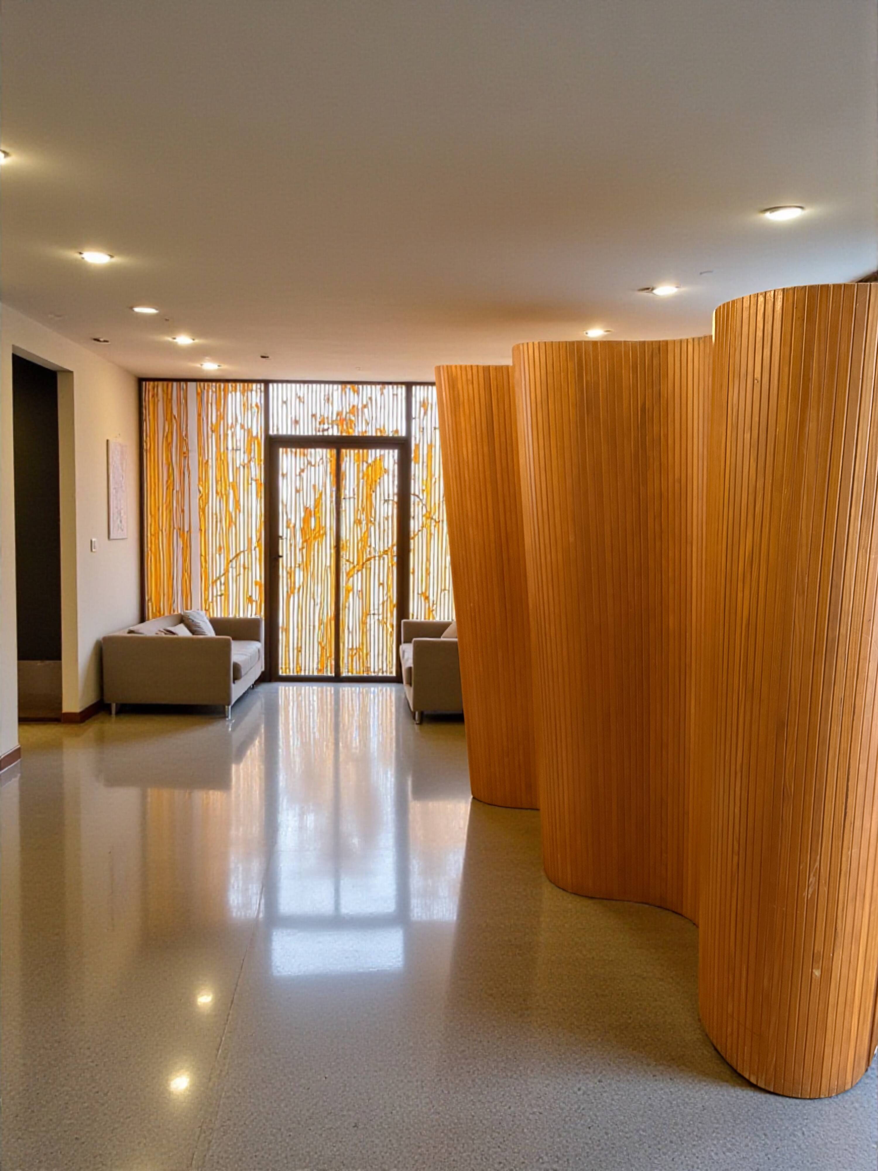 Baumann Sons & Company, large screen made of beech slats circa 1930-1940