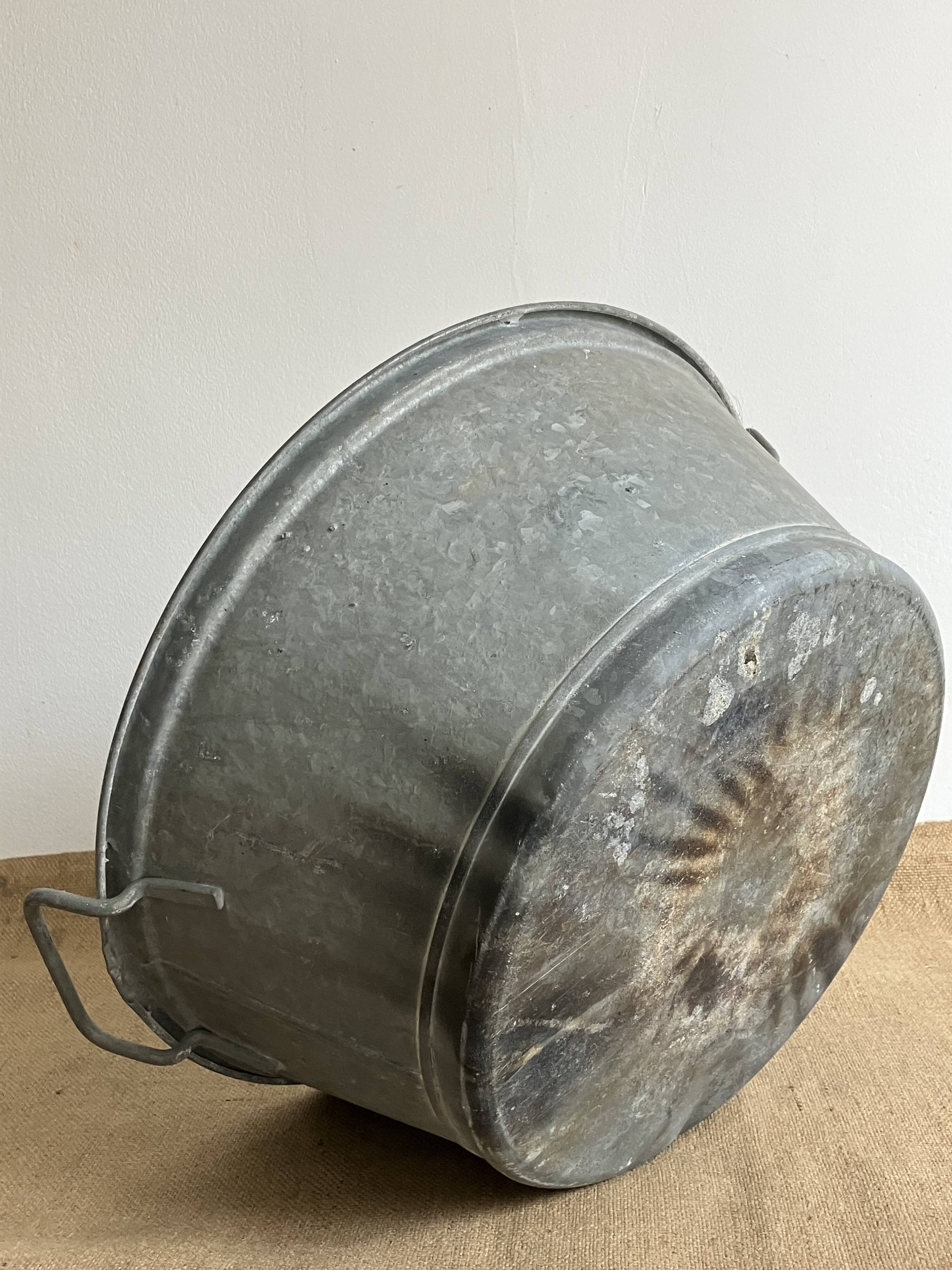 Zinc basin - Rectangular handles