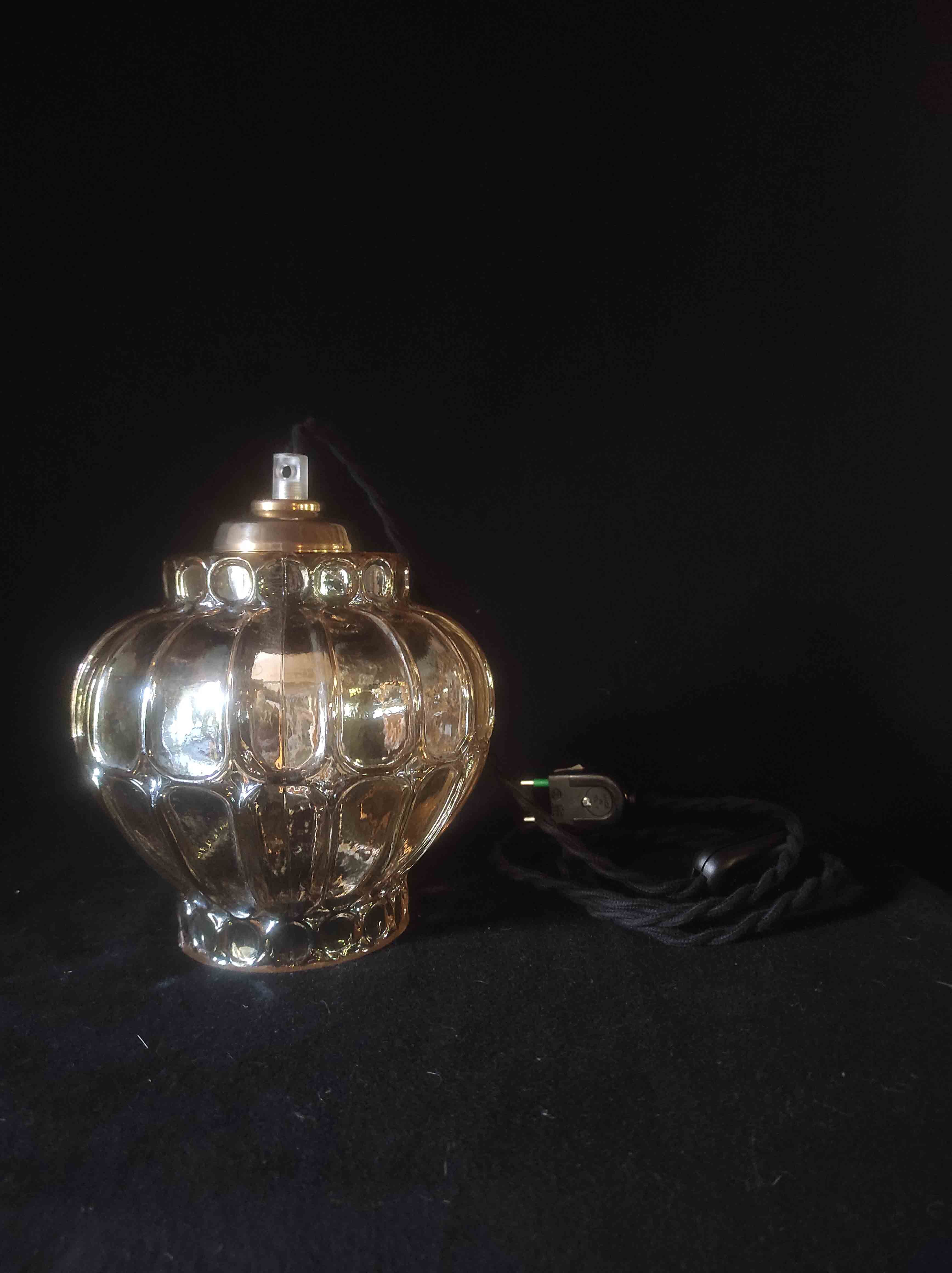 Golden crystal bulb walker