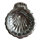 Vintage shell-shaped shiny silver-plated catchall.