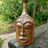 Ceramic depicting a stylized face
