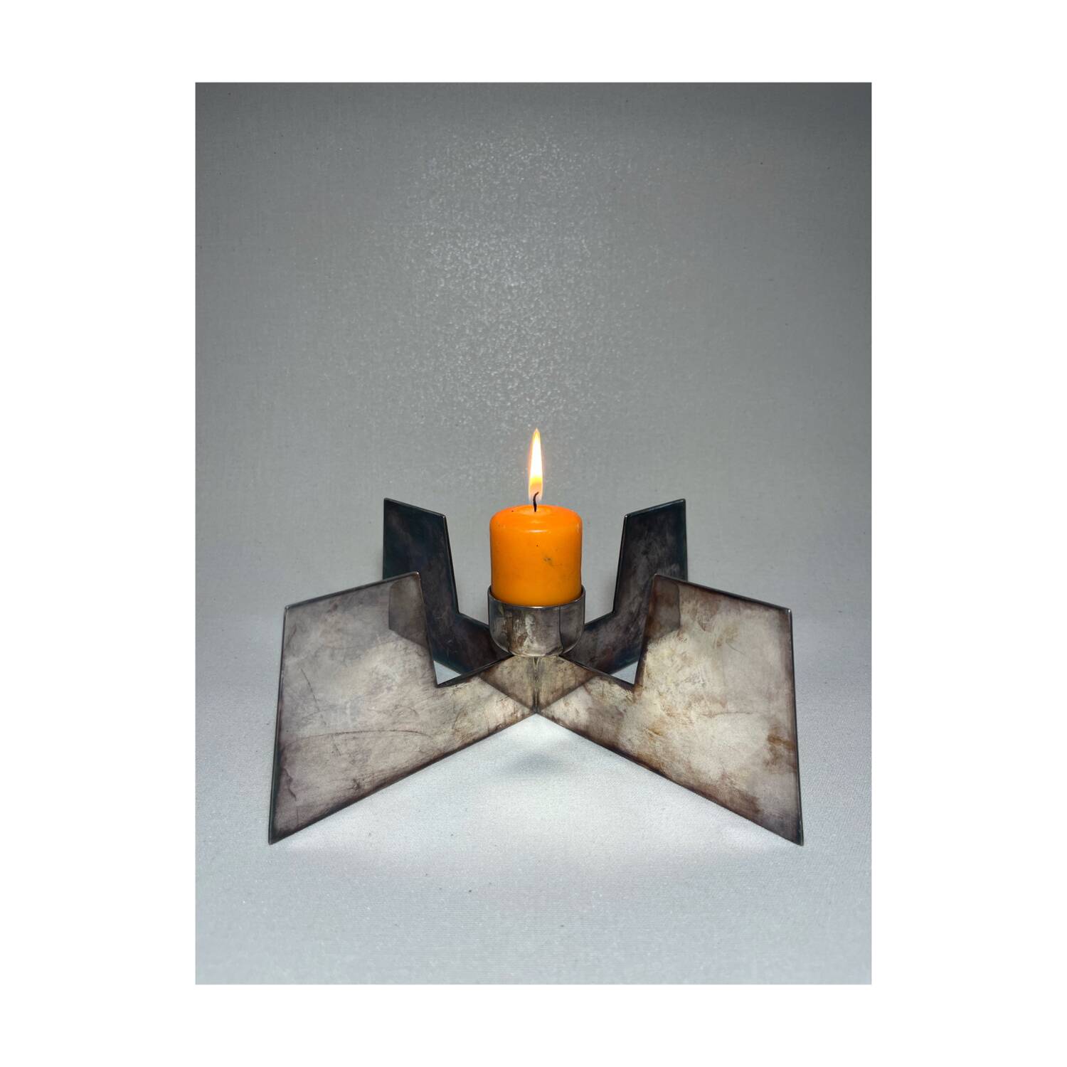 Modernist candle holder