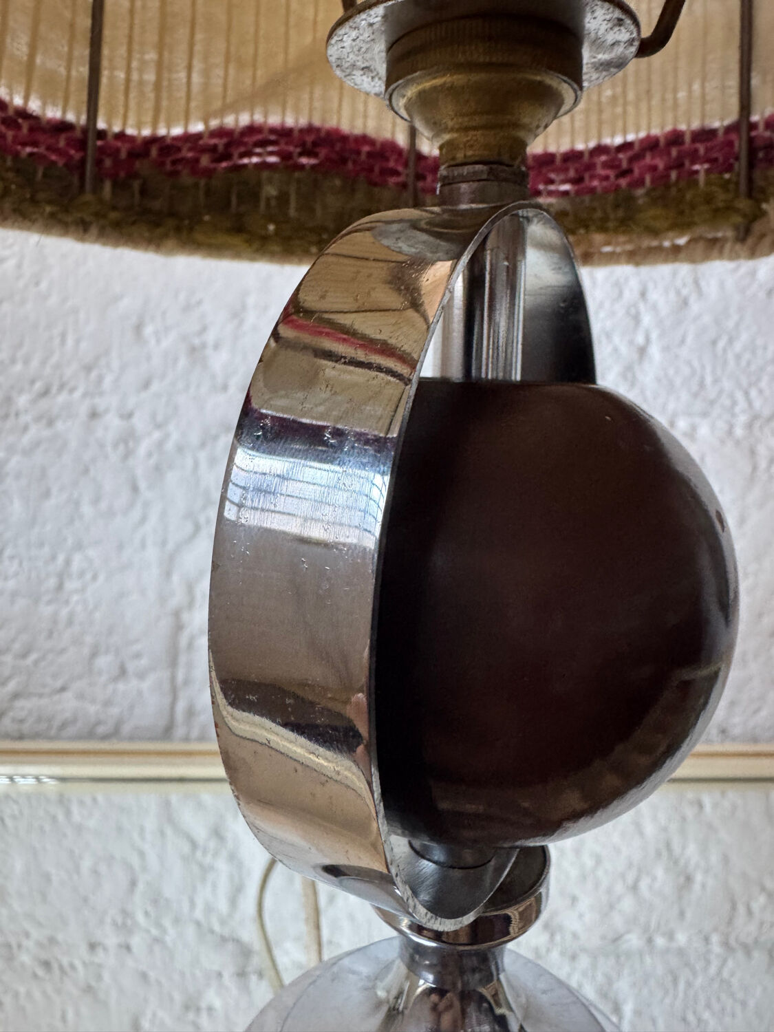 Lampe chrome bois laine années 70