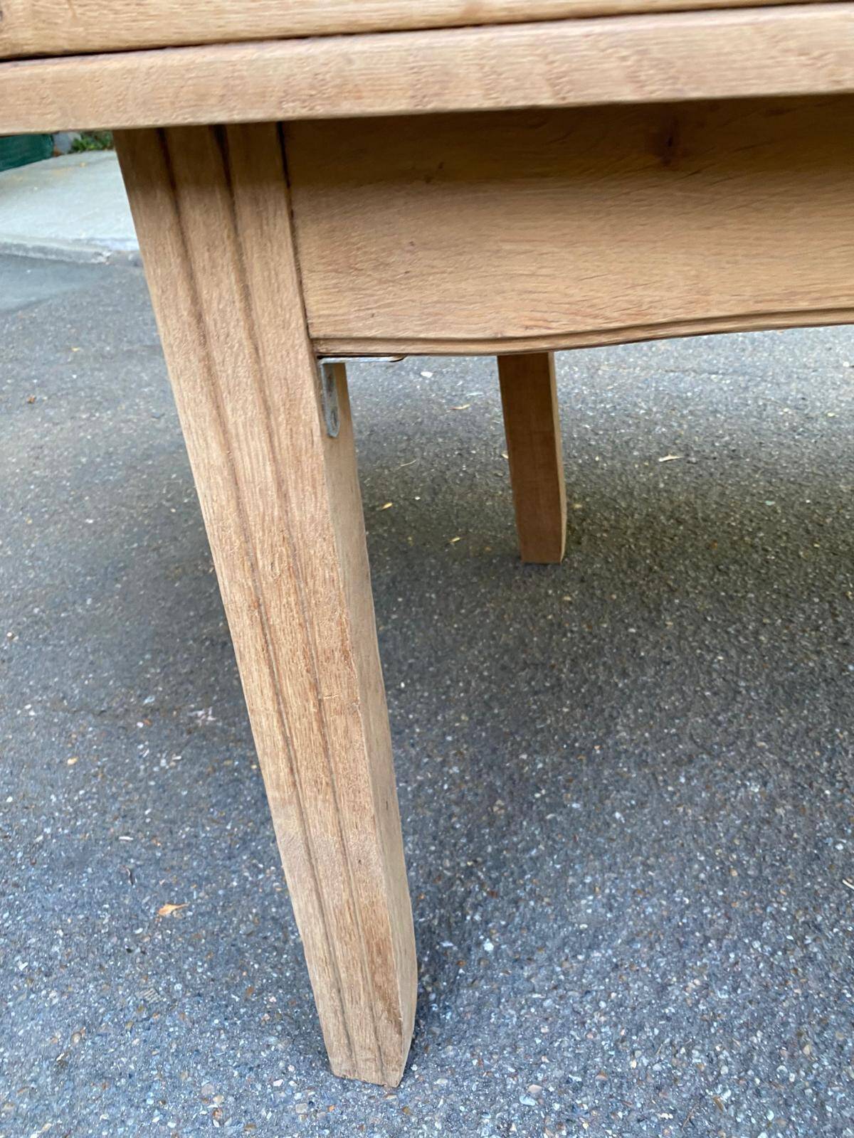 Extensible farmhouse dining table stripped in raw solid oak 1950