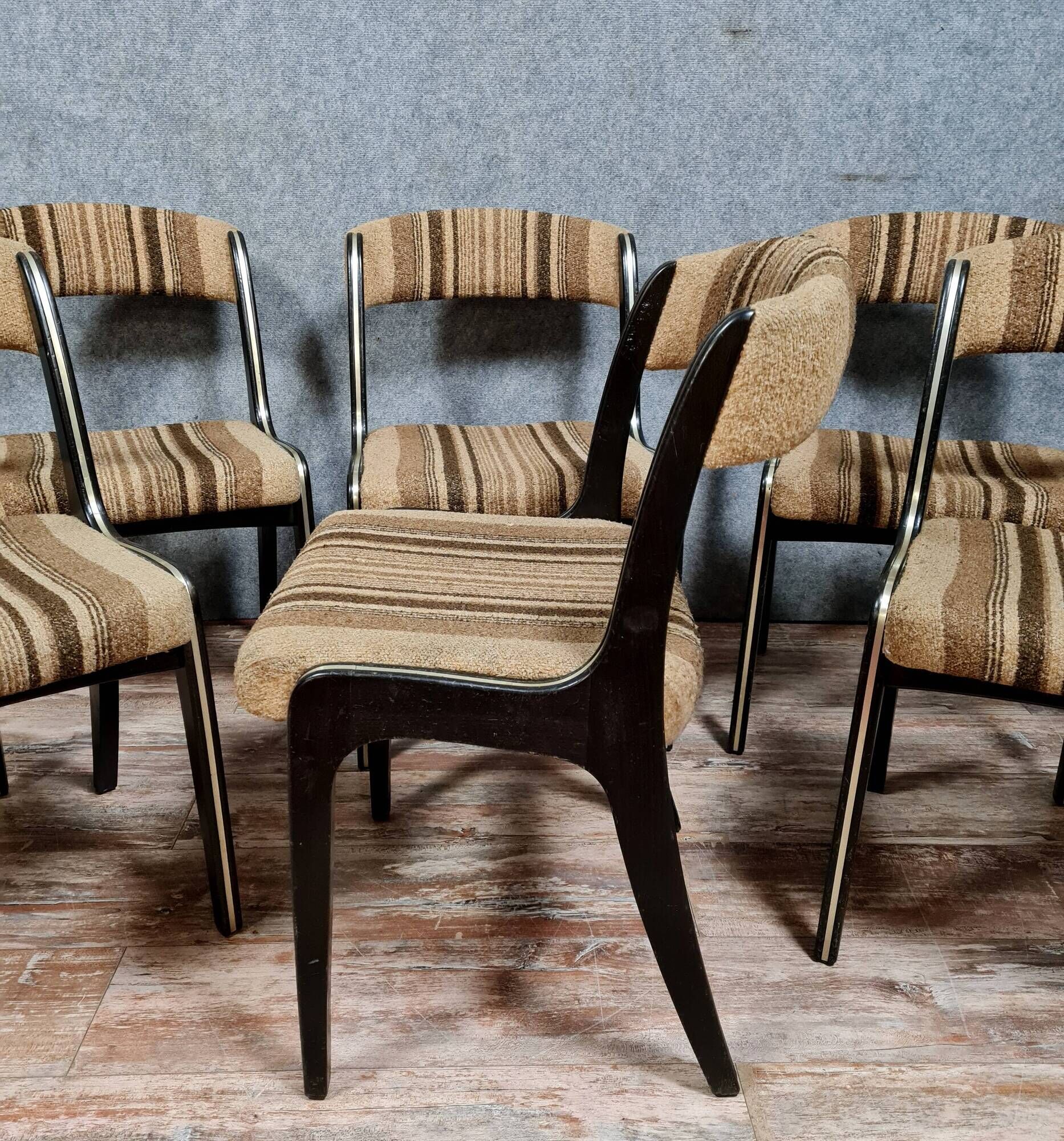 Series of 6 Baumann Vintage gondola chairs in solid wood and chromed metal 60s-70s