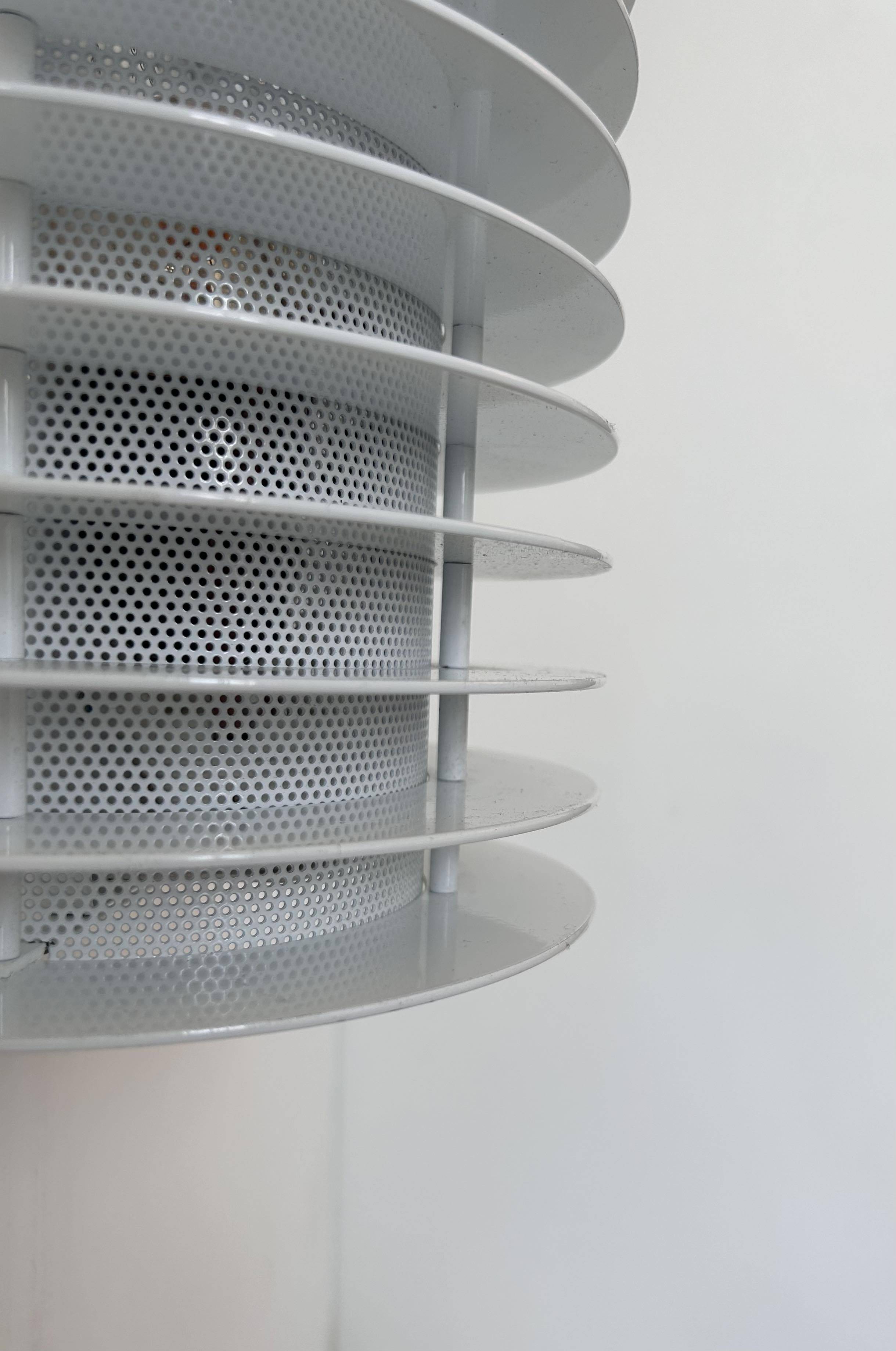 Pair of vintage wall lights, white lacquered metal, Borens, Sweden 1980