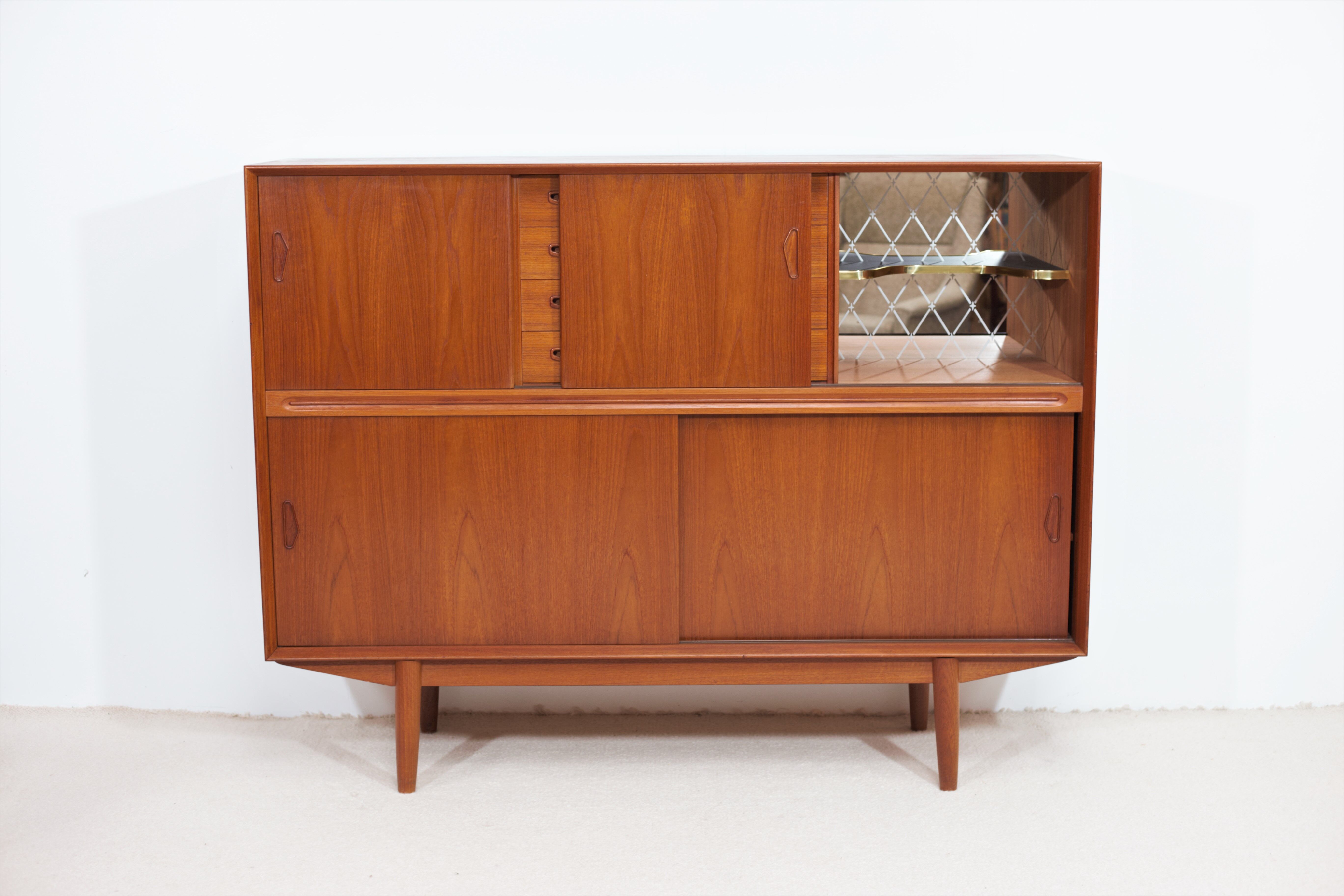 Clausen & Søn High Row