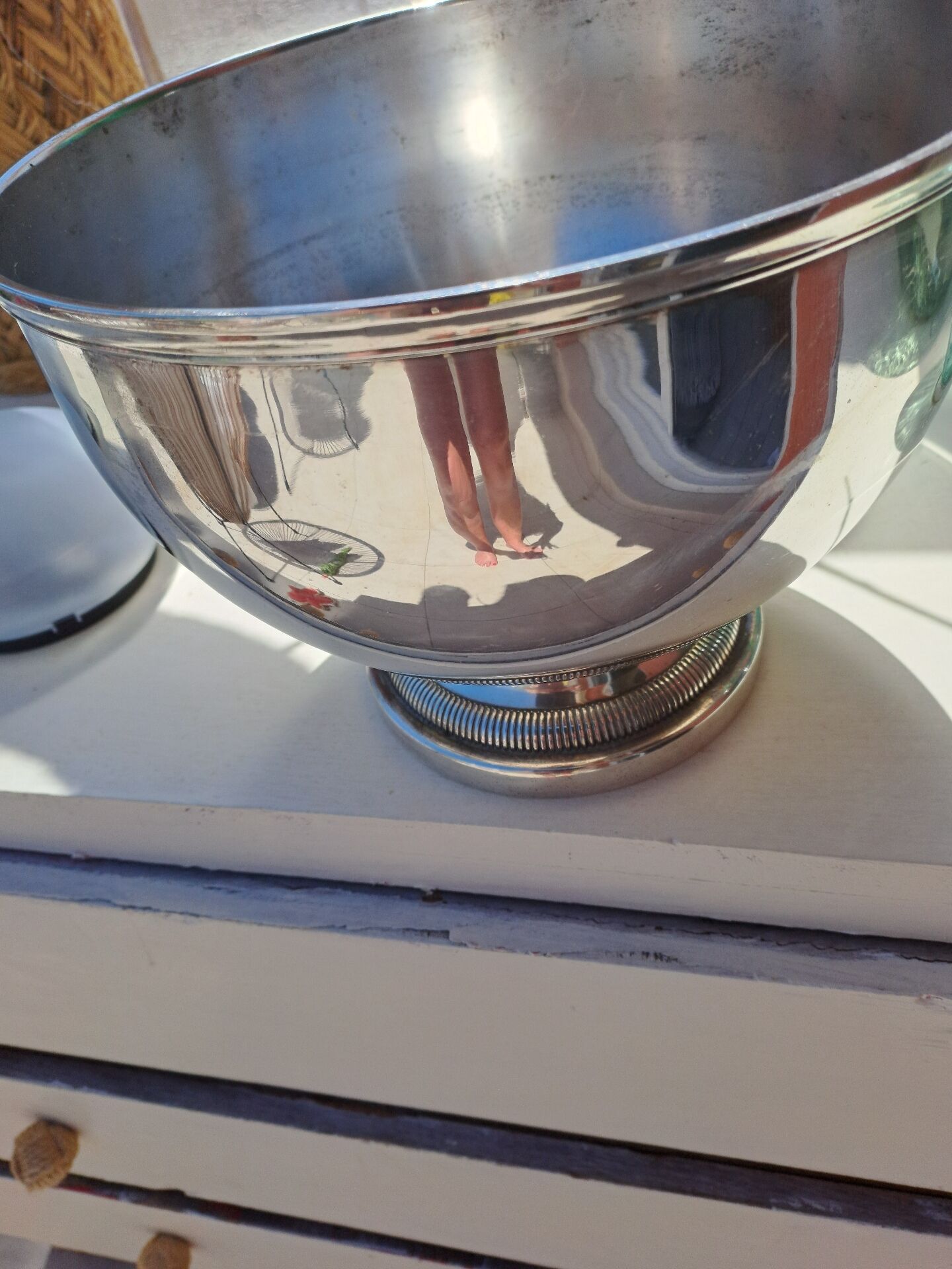 Silver metal champagne bucket