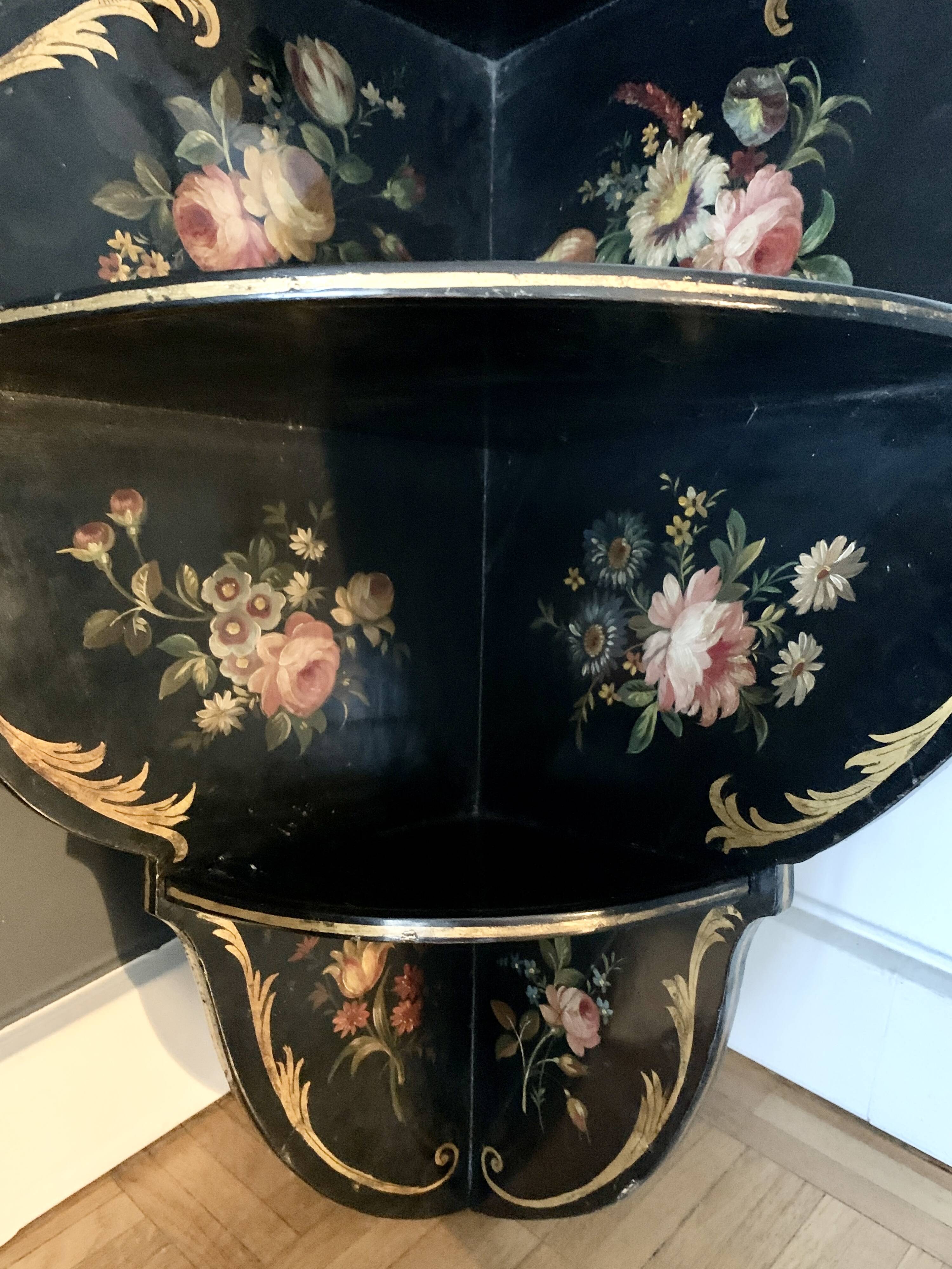 Napoleon III corner shelf