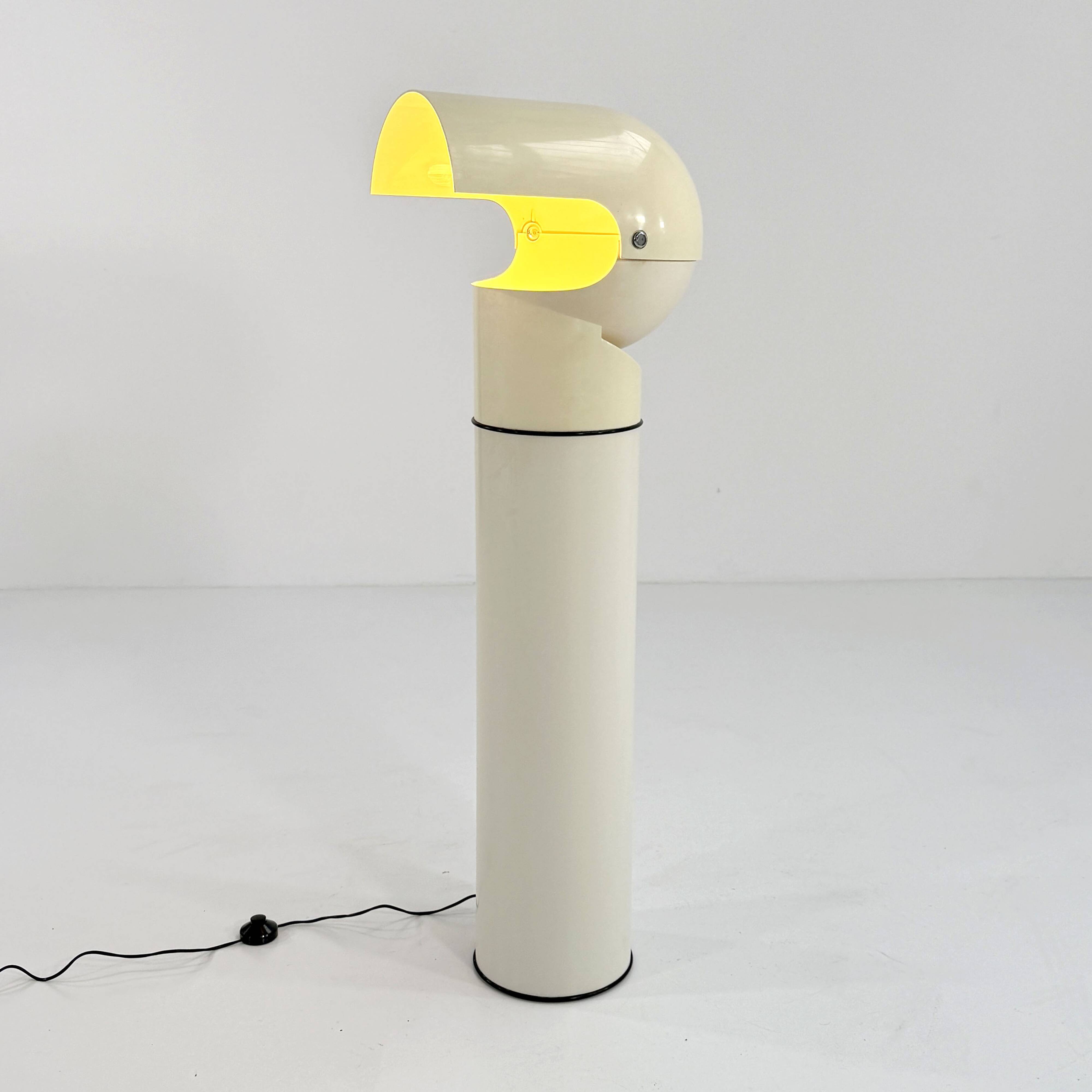 Lampadaire Pileo Mezzo de Gae Aulenti pour Artemide, 1970