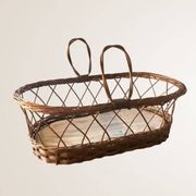 Woven wicker bassinet