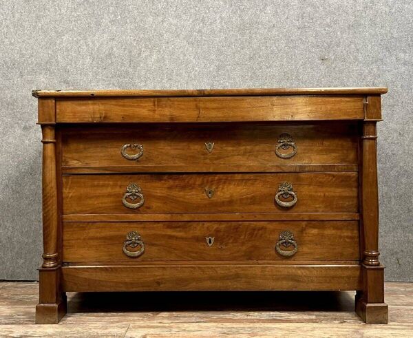 Commode pétrin époque Empire en noyer massif vers 1820