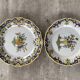 Lot de 2 assiettes décoratives en faïence de Desvres