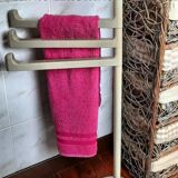Towel rack