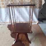 Swivel side table saddle