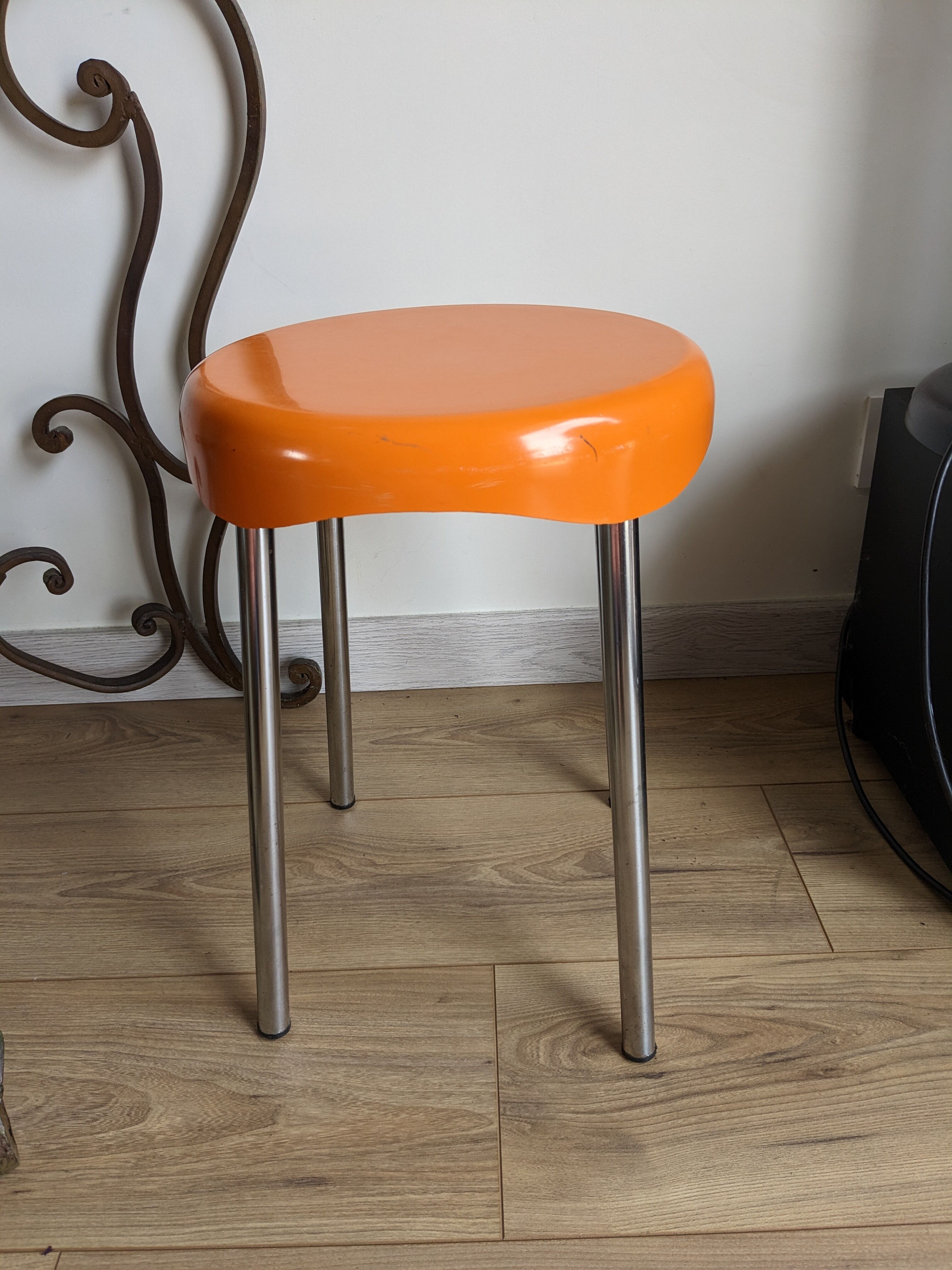 Tabouret Condor orange vintage années 70