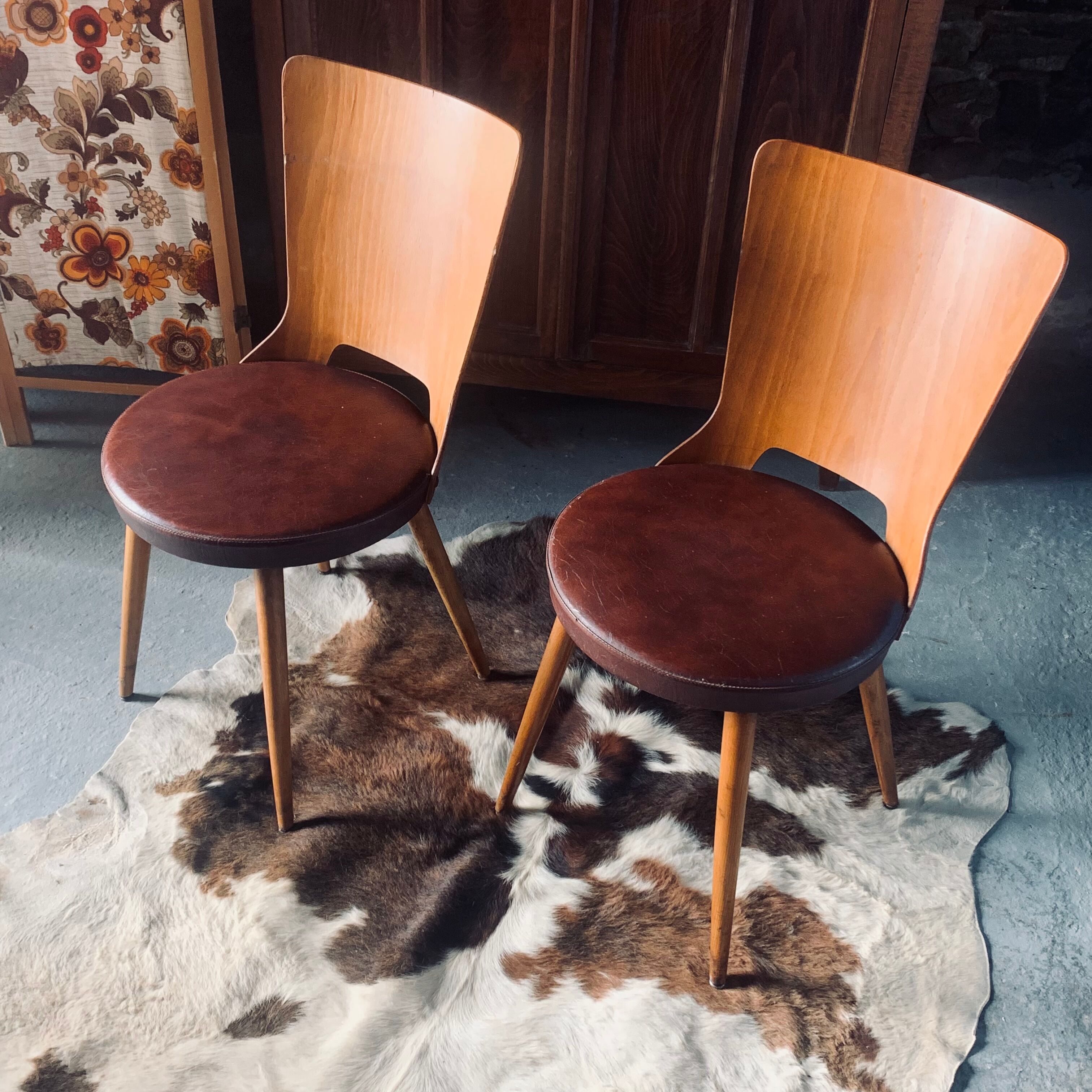 Pair of chairs baumann model Dove 60s