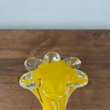 Grand soliflore en verre jaune