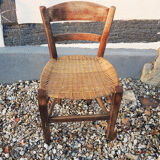 Ancienne chaise d’enfant en paille tressée